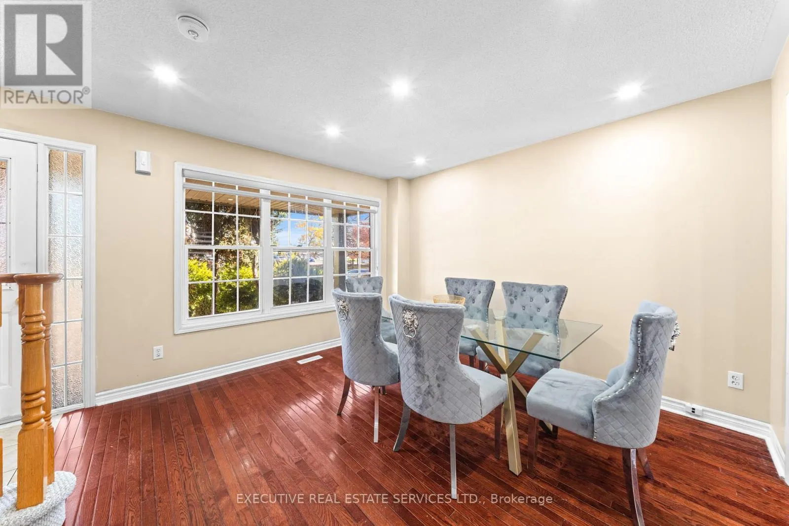 34 WORTHINGTON AVENUE