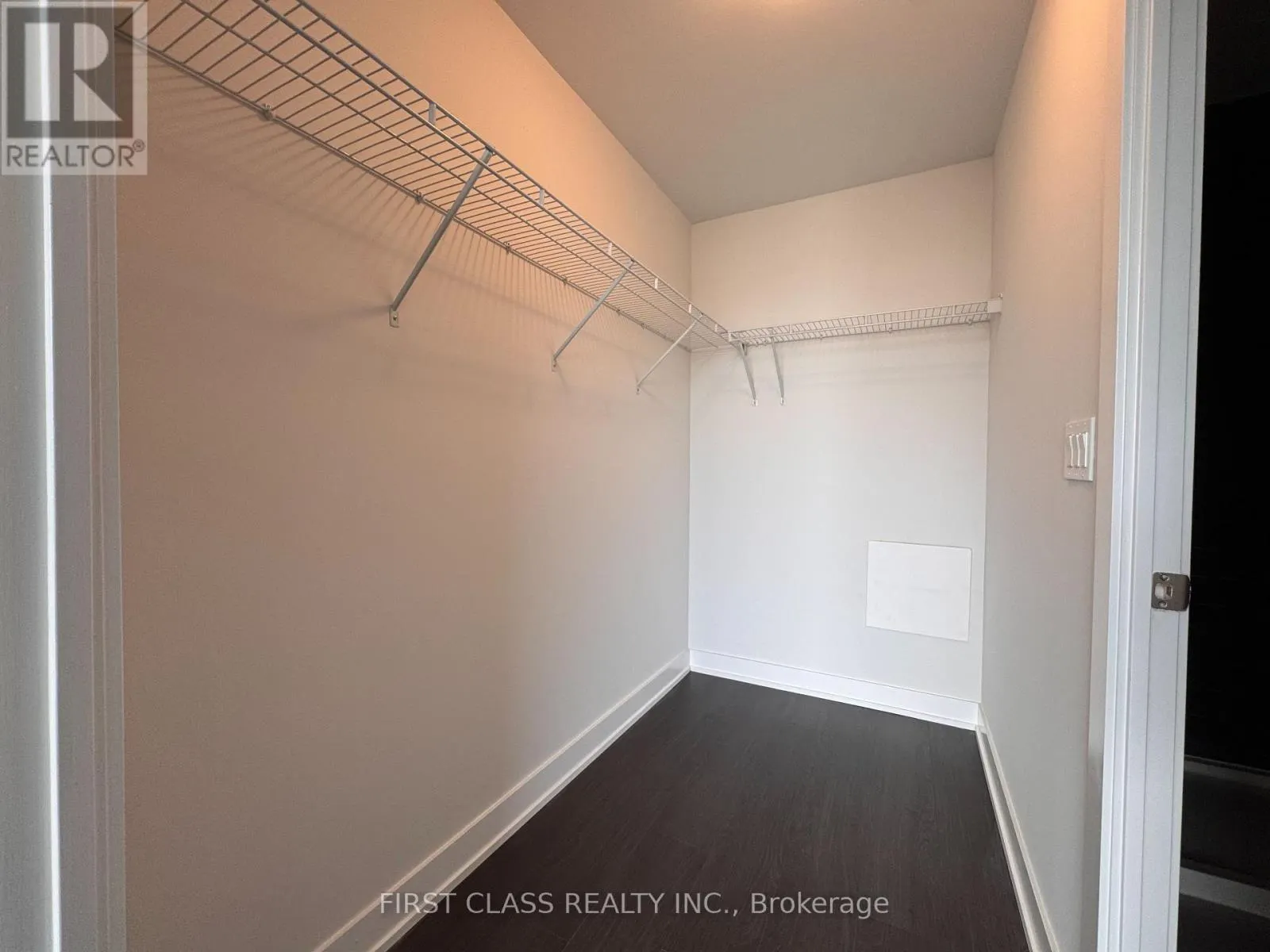 1804 - 4130 PARKSIDE VILLAGE DRIVE