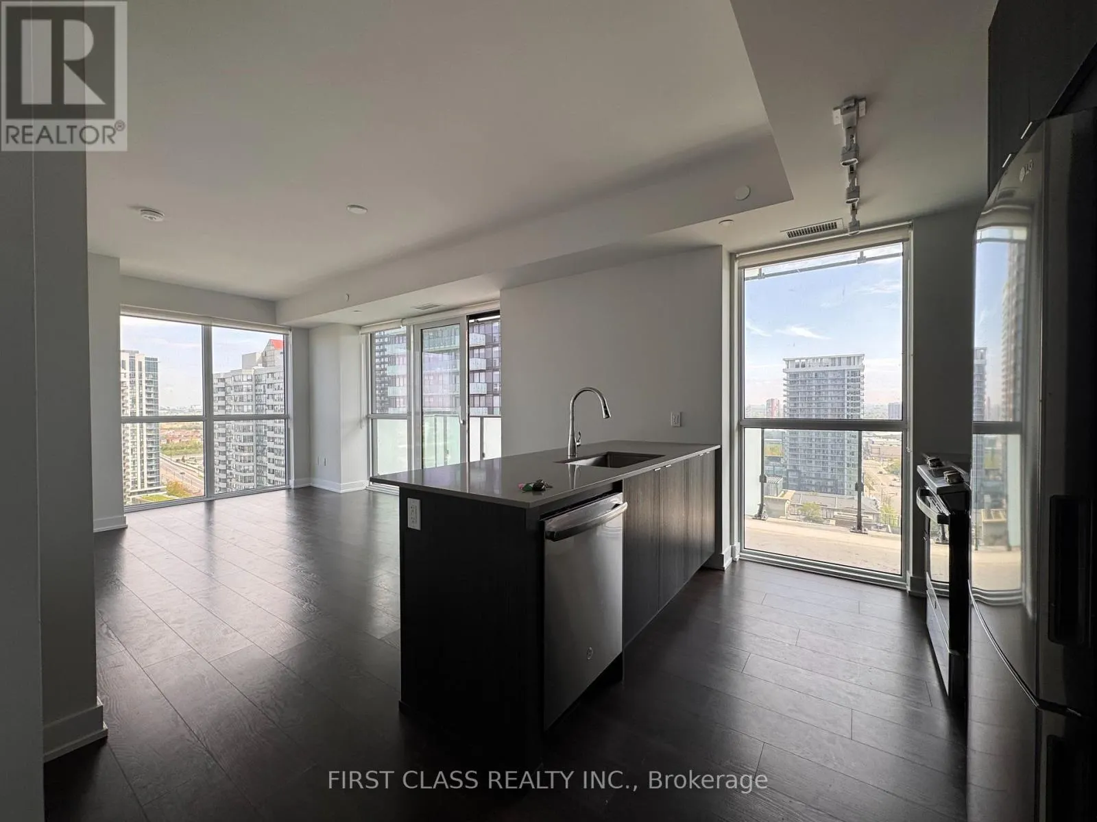 1804 - 4130 PARKSIDE VILLAGE DRIVE