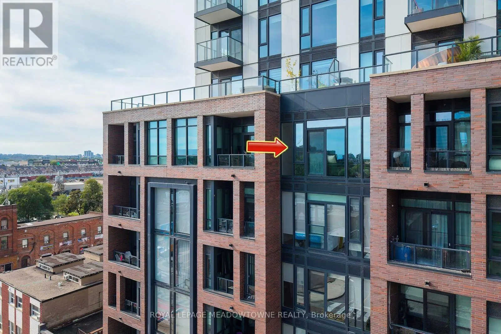 712 - 1808 ST. CLAIR AVENUE W
