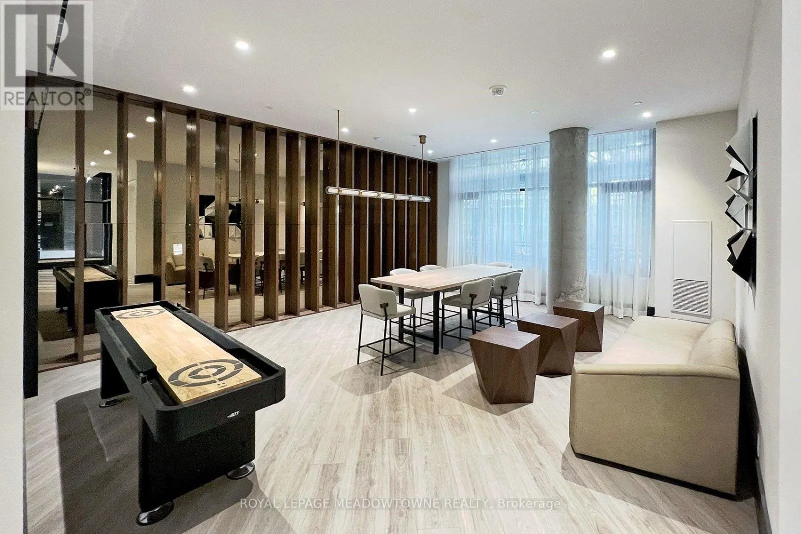 712 - 1808 ST. CLAIR AVENUE W