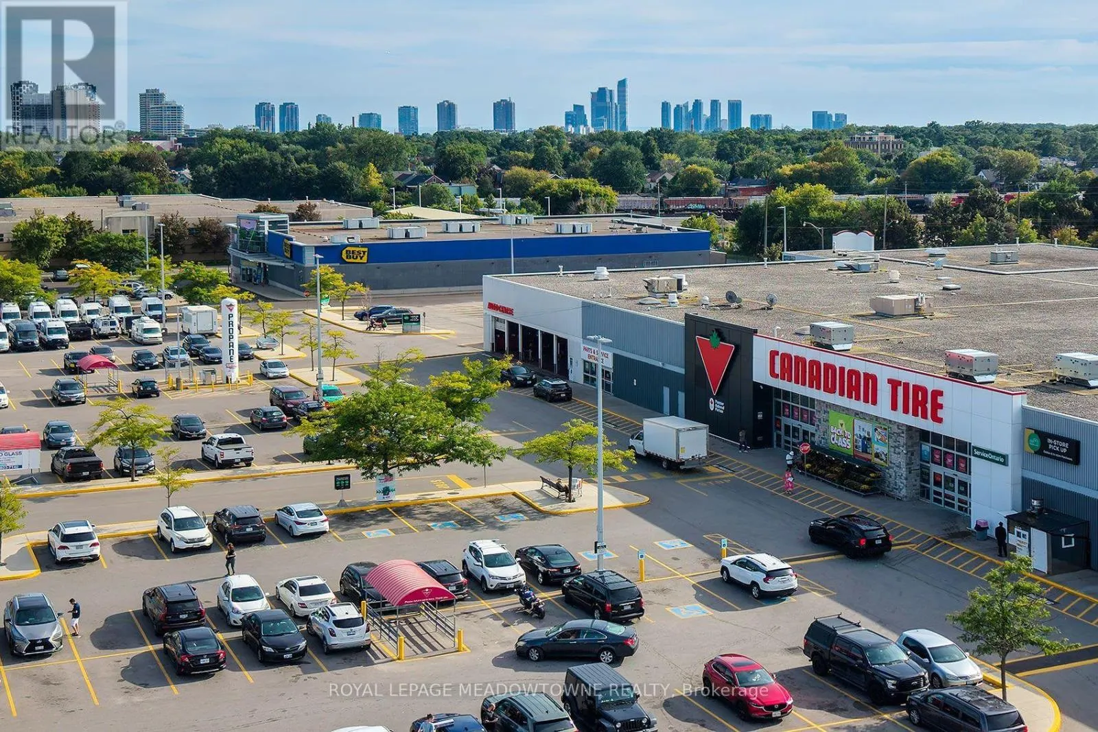 712 - 1808 ST. CLAIR AVENUE W