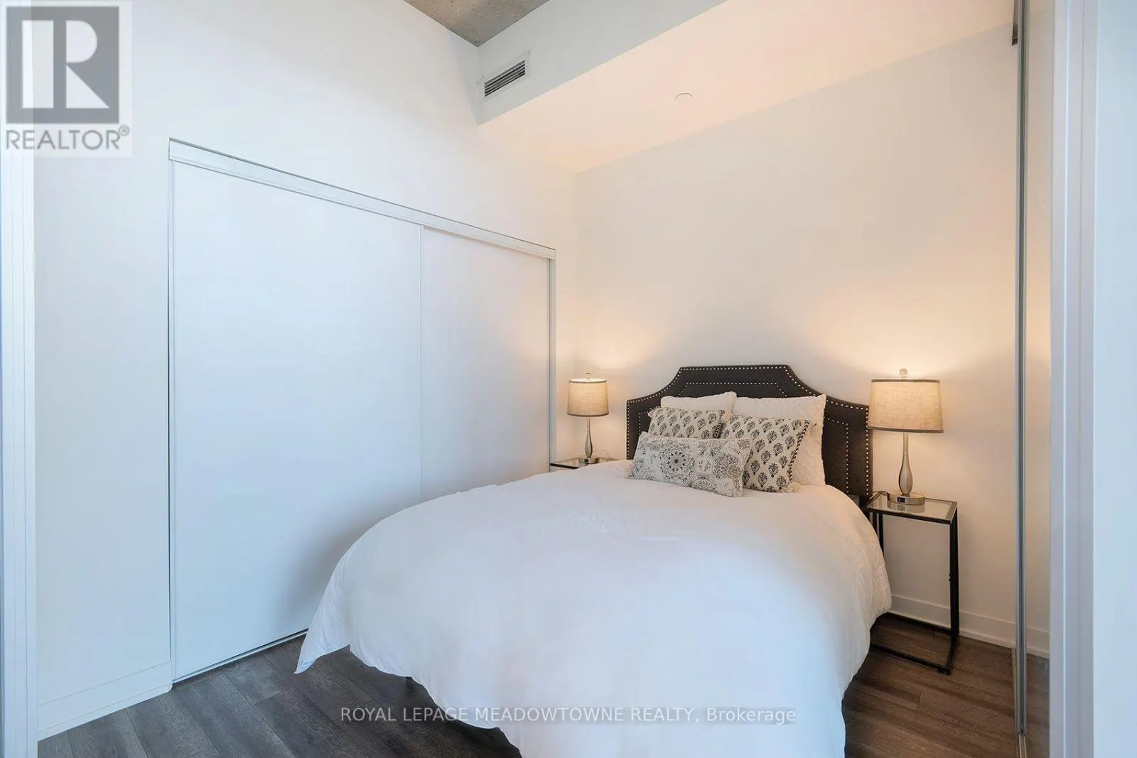 712 - 1808 ST. CLAIR AVENUE W