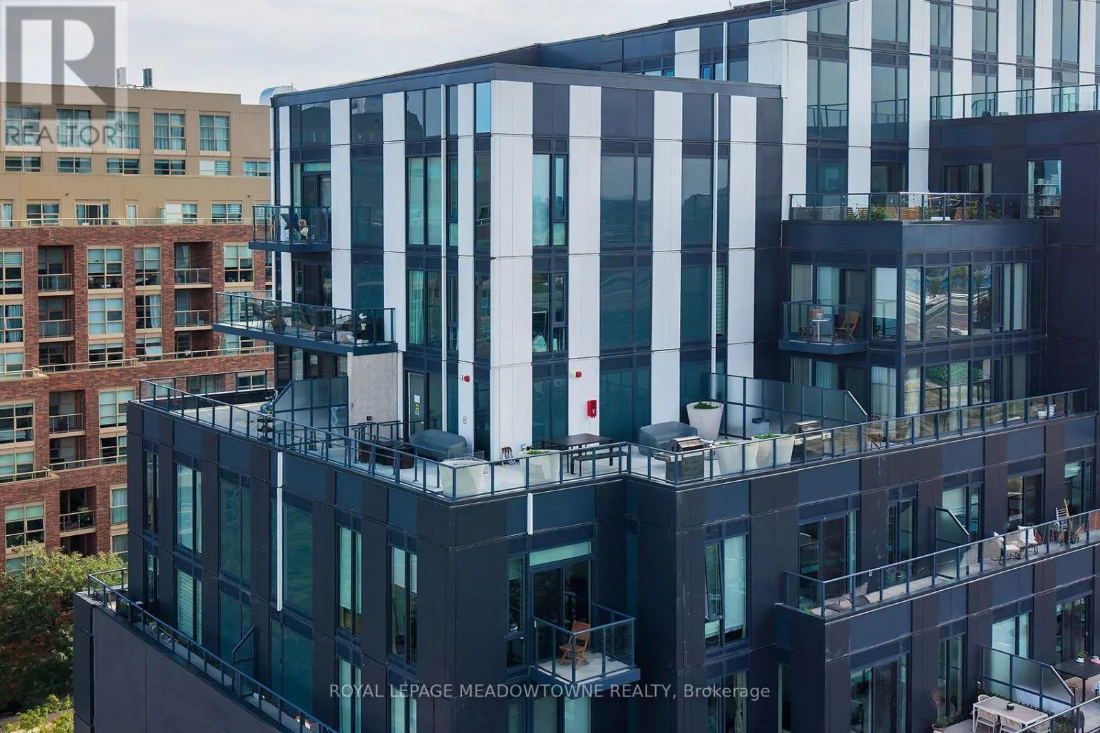 712 - 1808 ST. CLAIR AVENUE W