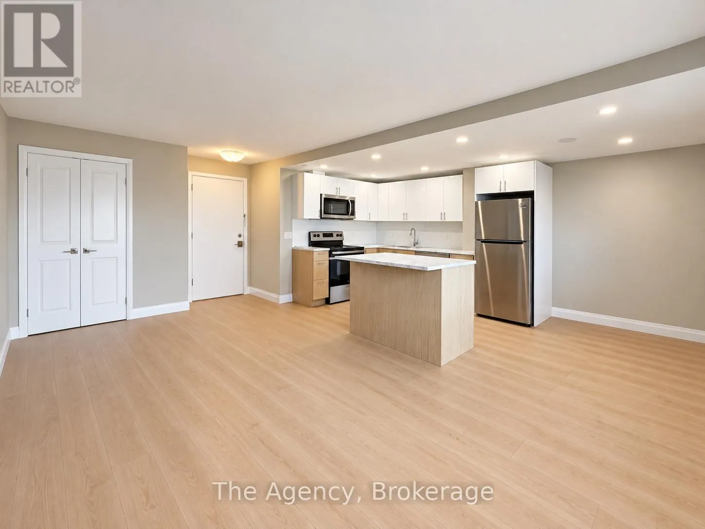 905 - 45 PAISLEY BOULEVARD W #905