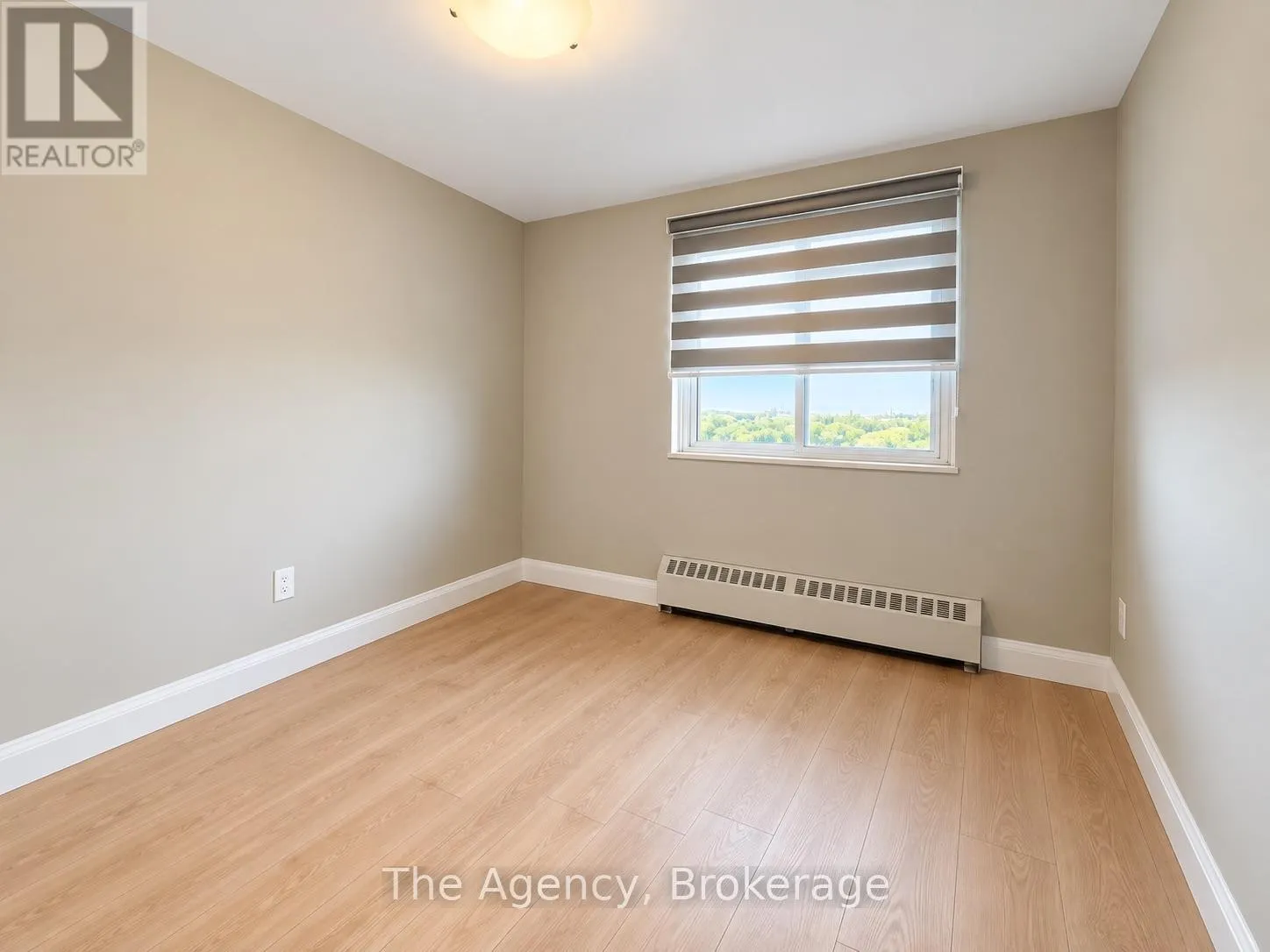 905 - 45 PAISLEY BOULEVARD W #905