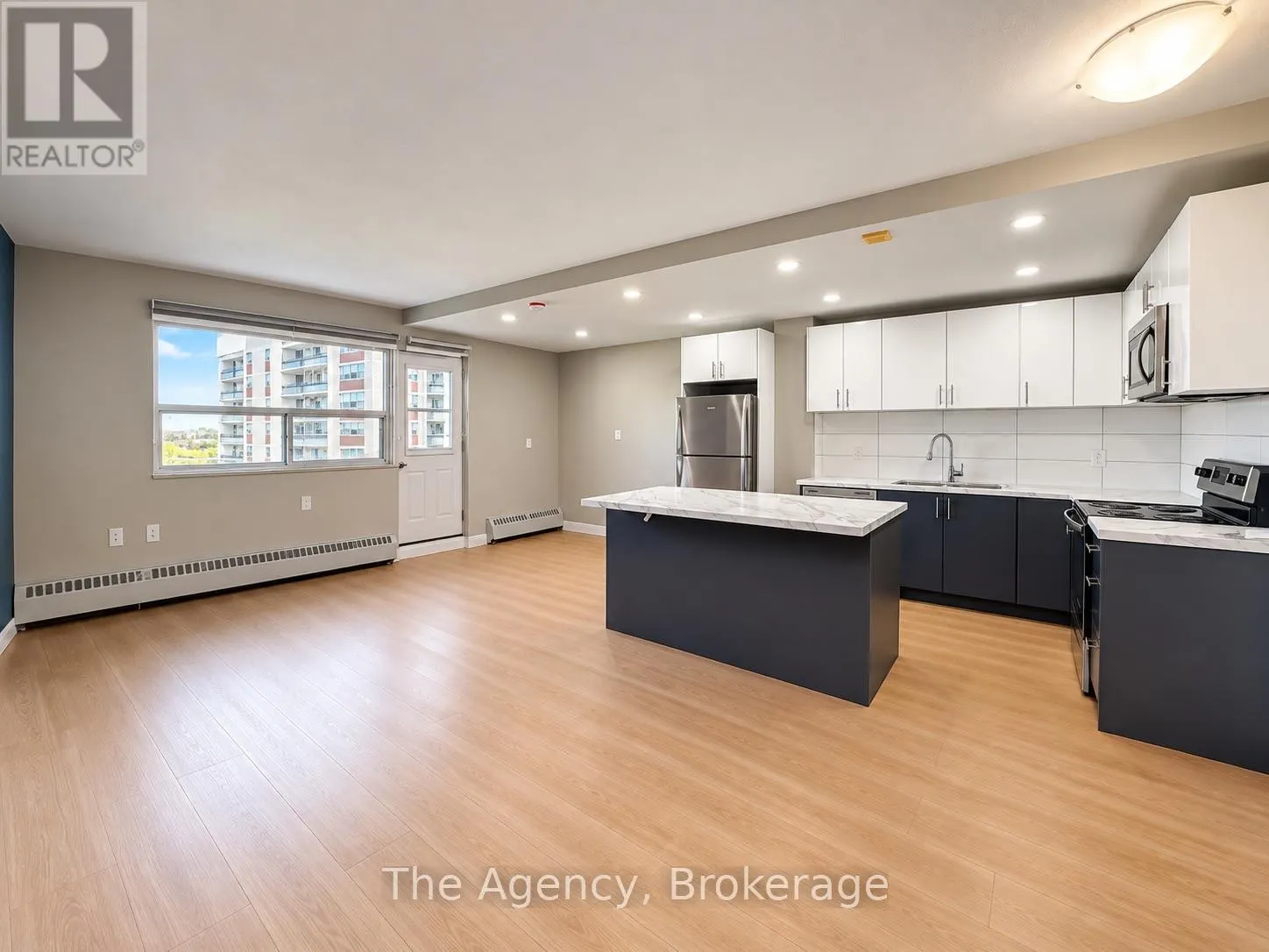 1009 - 45 PAISLEY BOULEVARD W #1009