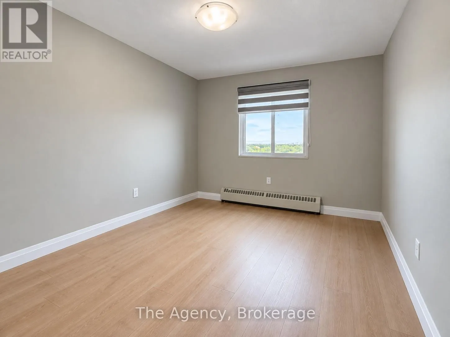 1009 - 45 PAISLEY BOULEVARD W #1009
