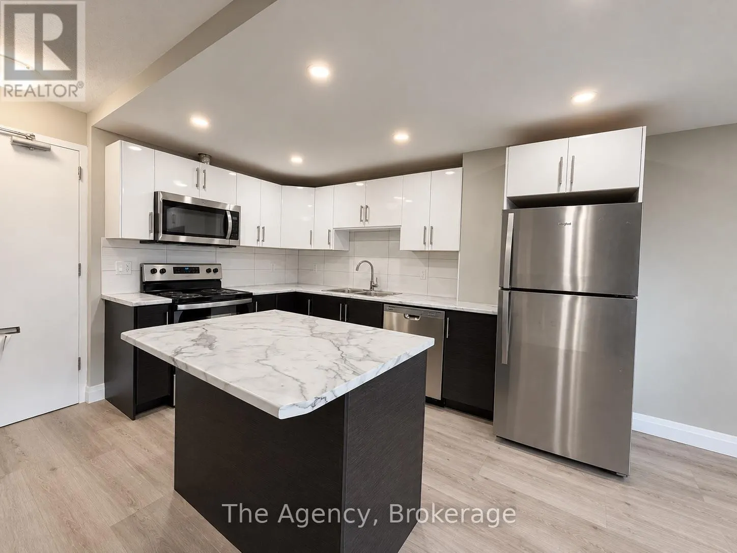 504 - 45 PAISLEY BOULEVARD W #504