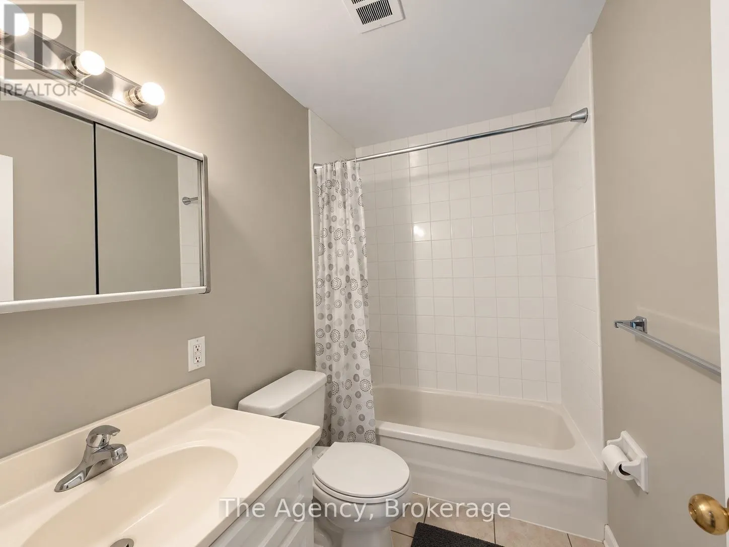 304 - 45 PAISLEY BOULEVARD W #304