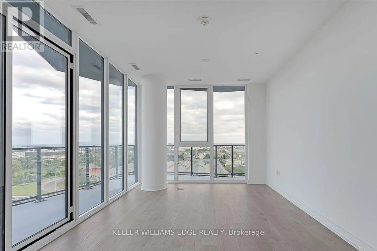 908 - 36 ZORRA STREET