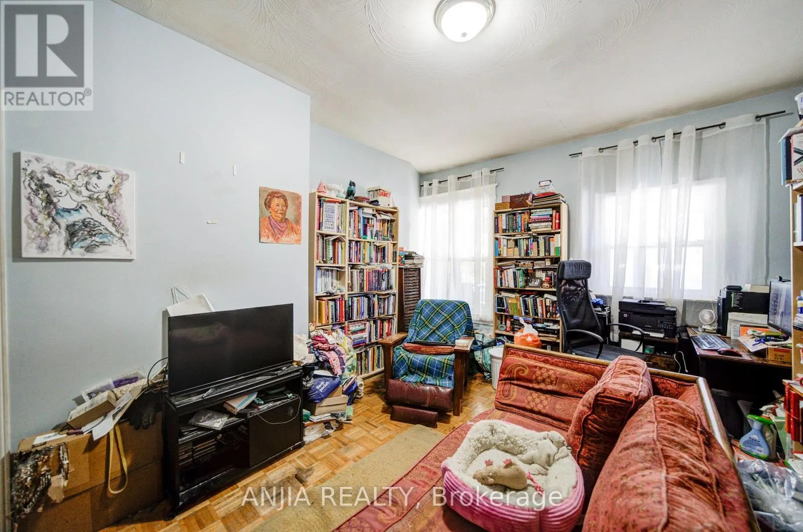 1063 DUFFERIN STREET