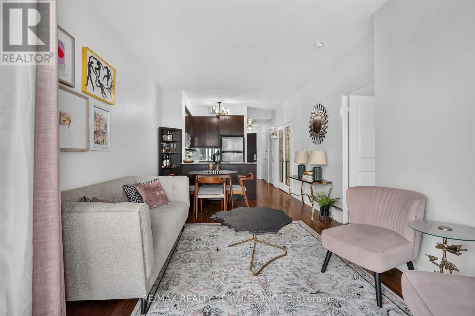 4403 - 60 ABSOLUTE AVENUE