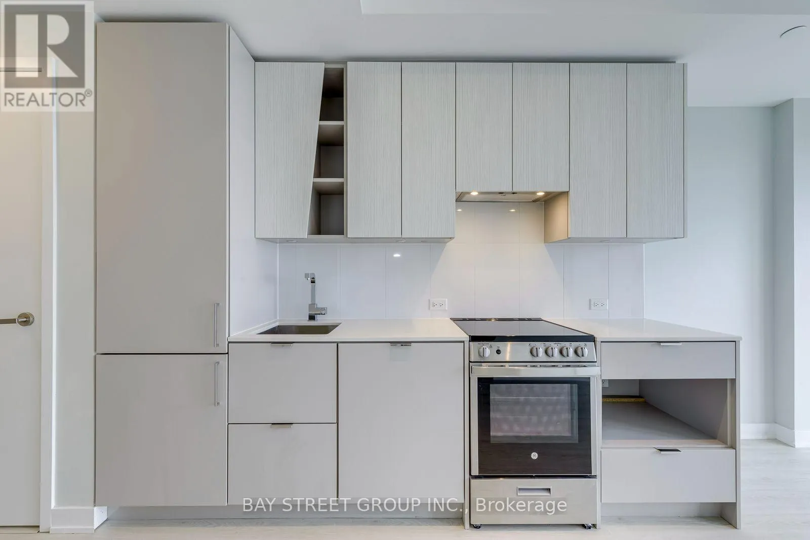 3308 - 3883 QUARTZ ROAD