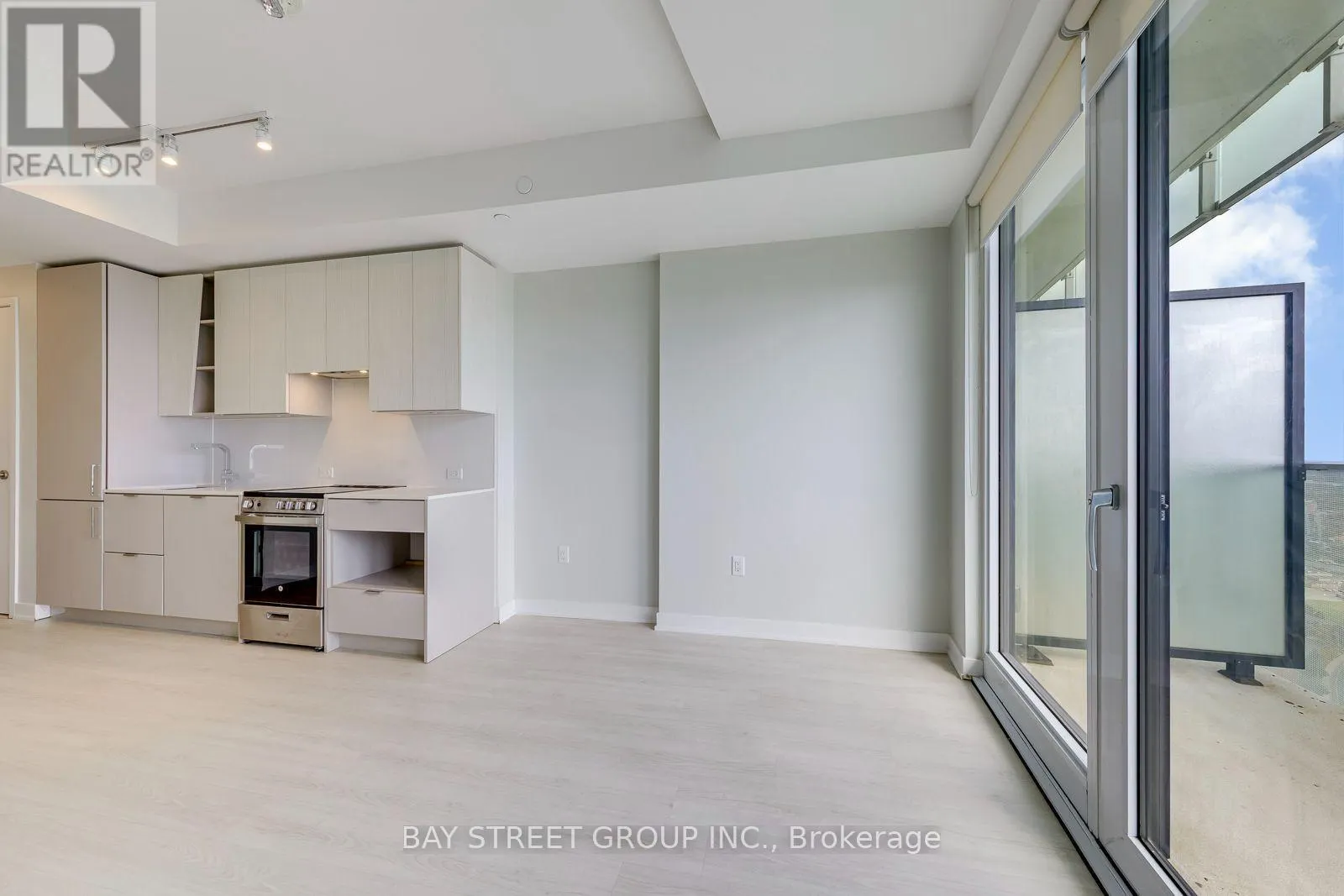 3308 - 3883 QUARTZ ROAD