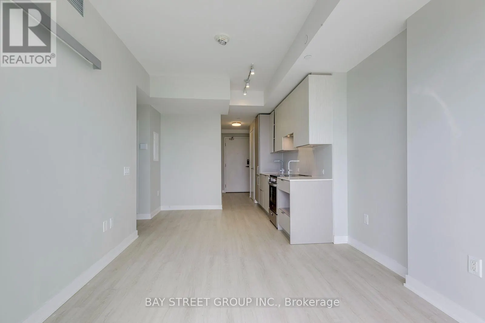 3308 - 3883 QUARTZ ROAD