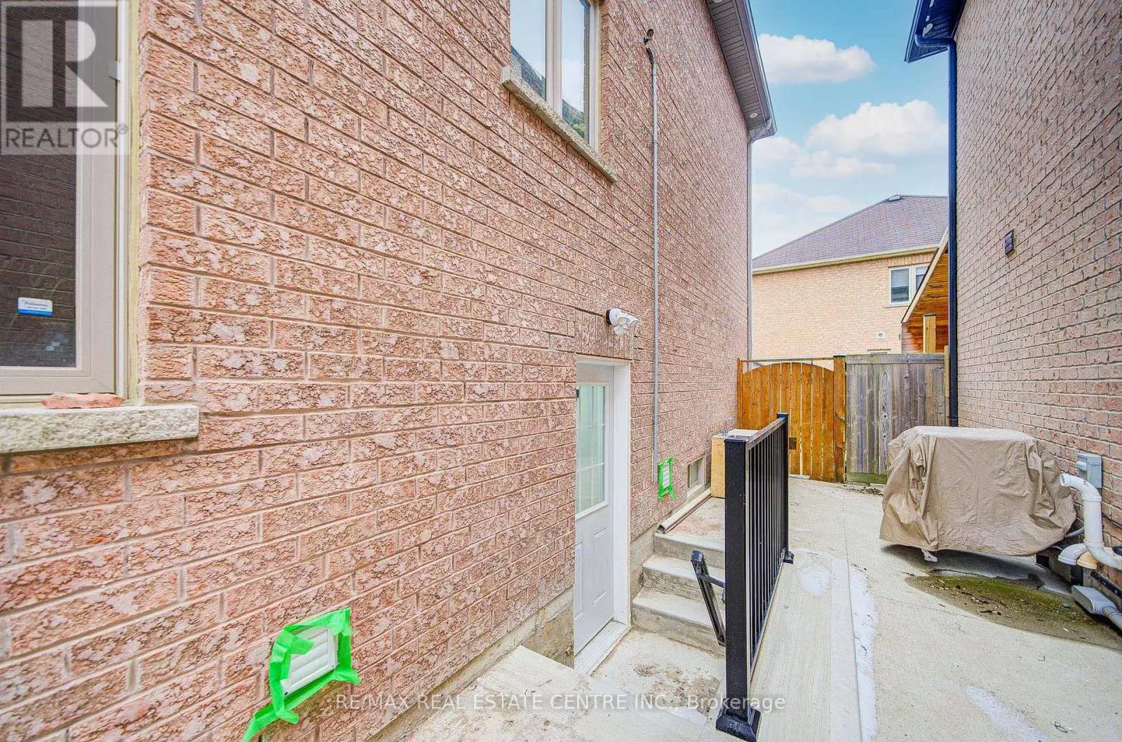 BSMT - 23 GAMSON CRESCENT