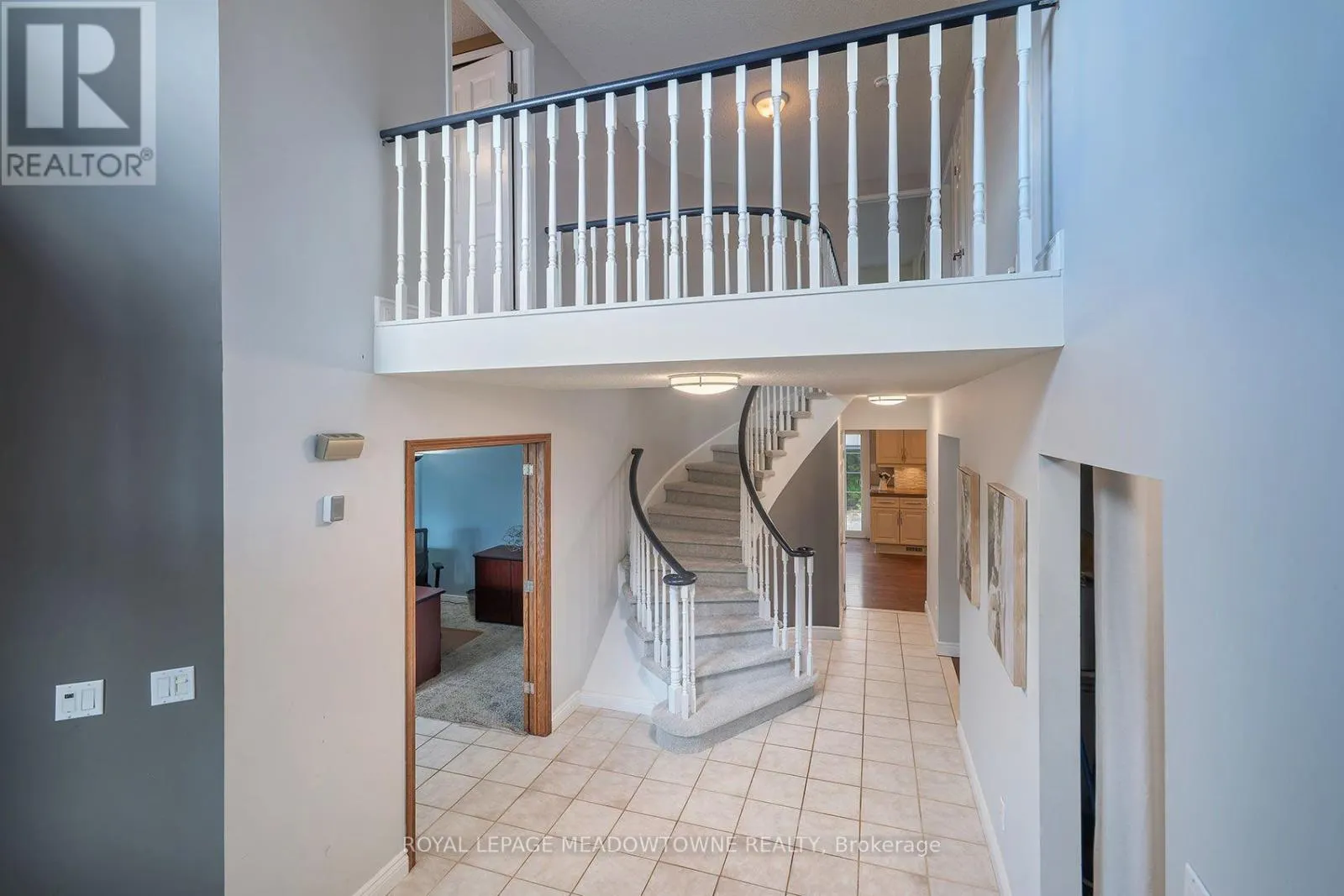 38 MCKILLOP COURT