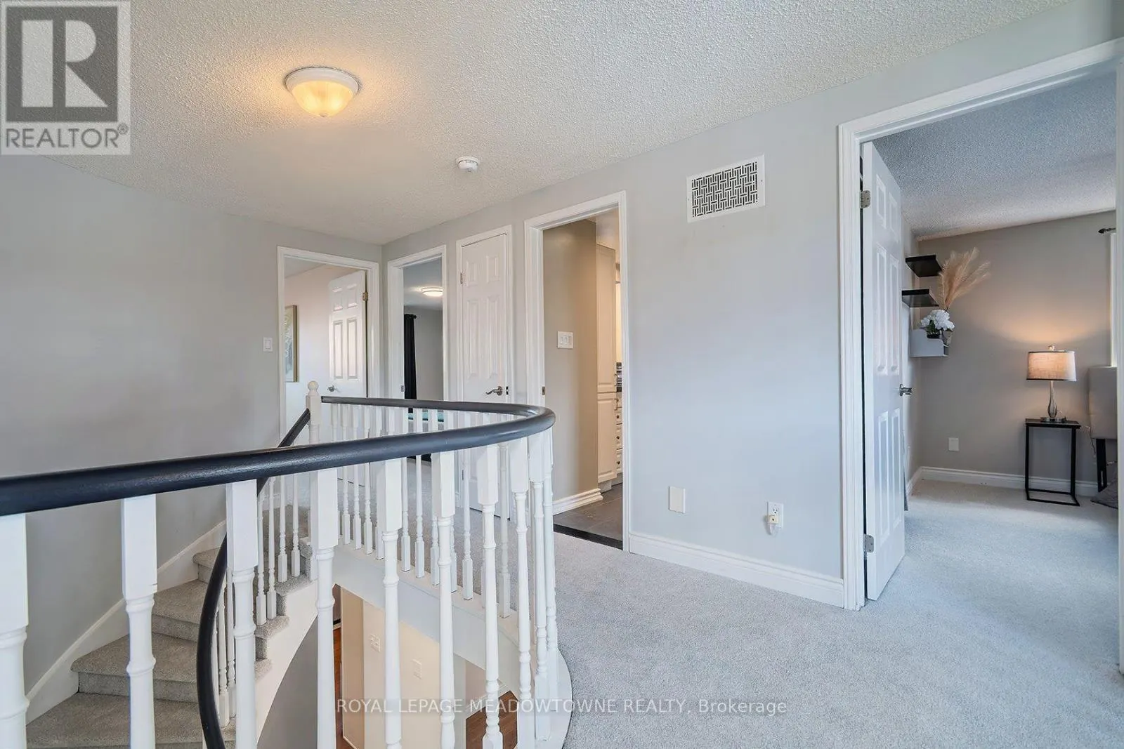 38 MCKILLOP COURT