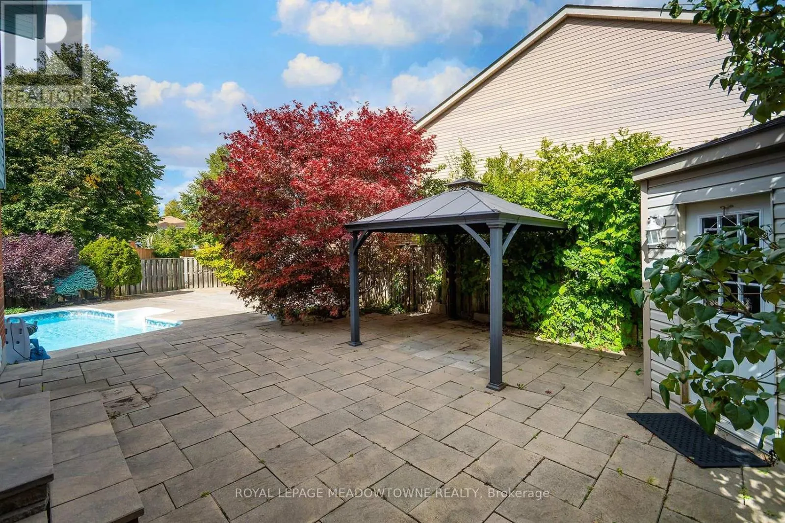 38 MCKILLOP COURT