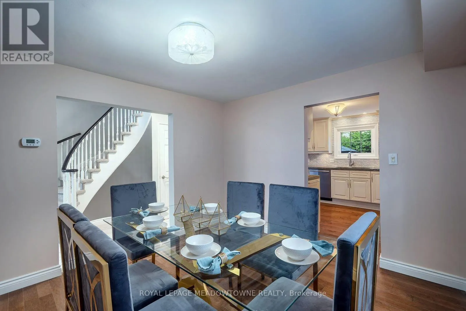 38 MCKILLOP COURT