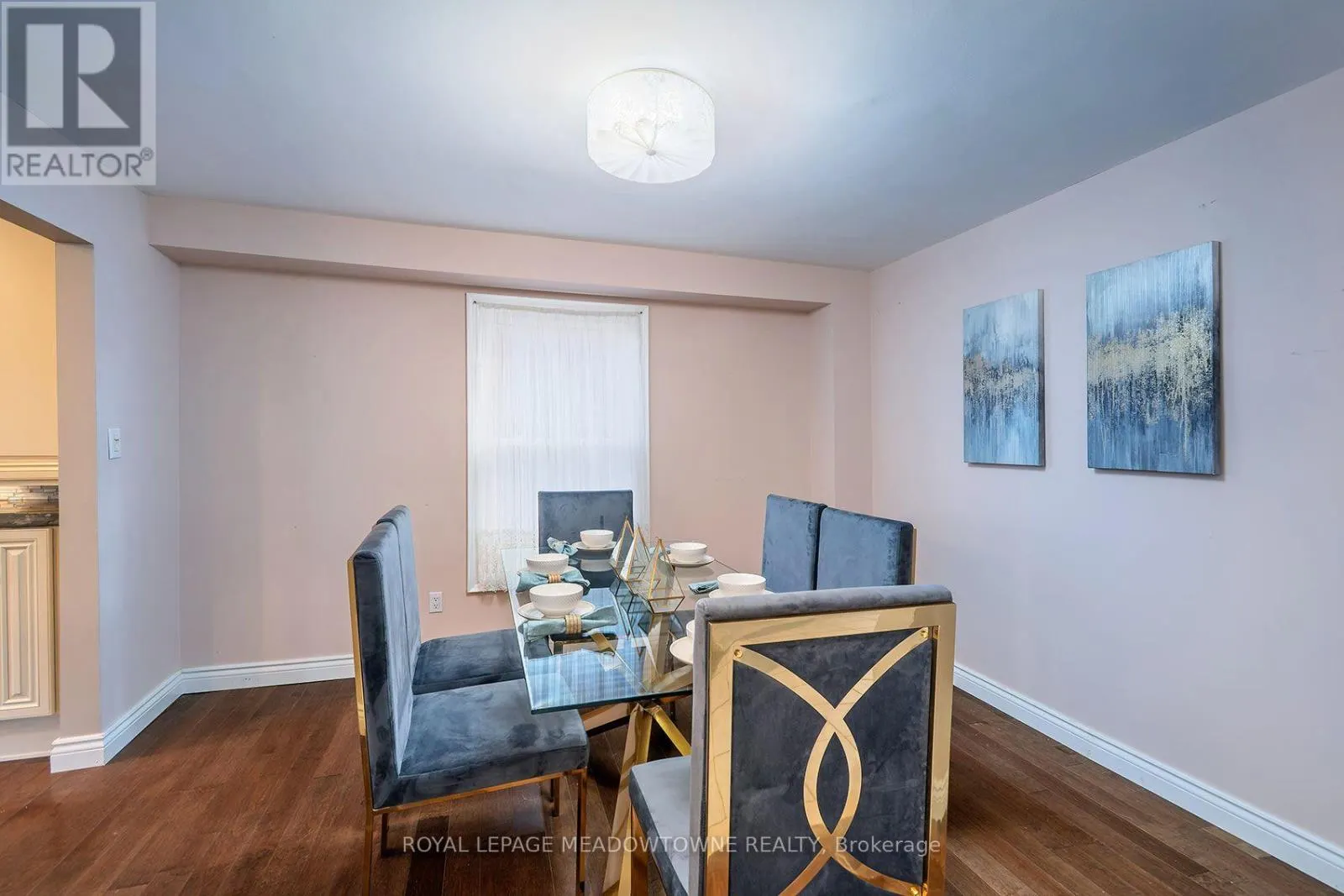 38 MCKILLOP COURT