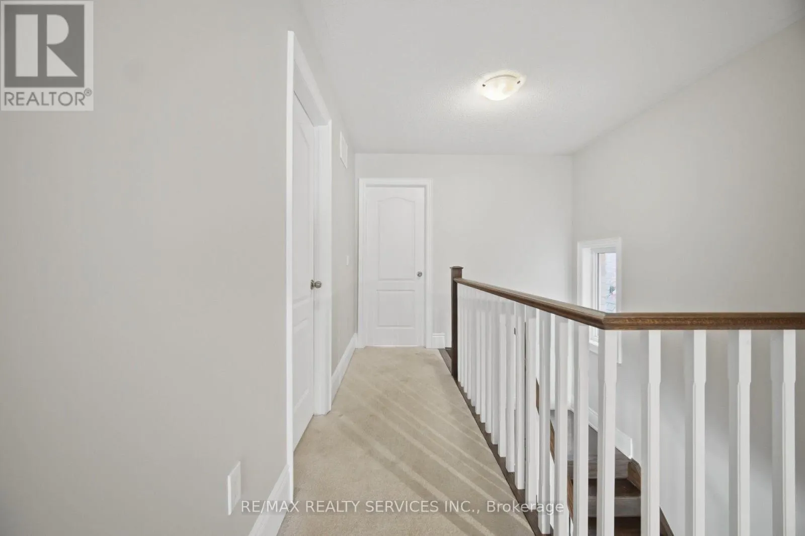 6 ZEPHYR ROAD