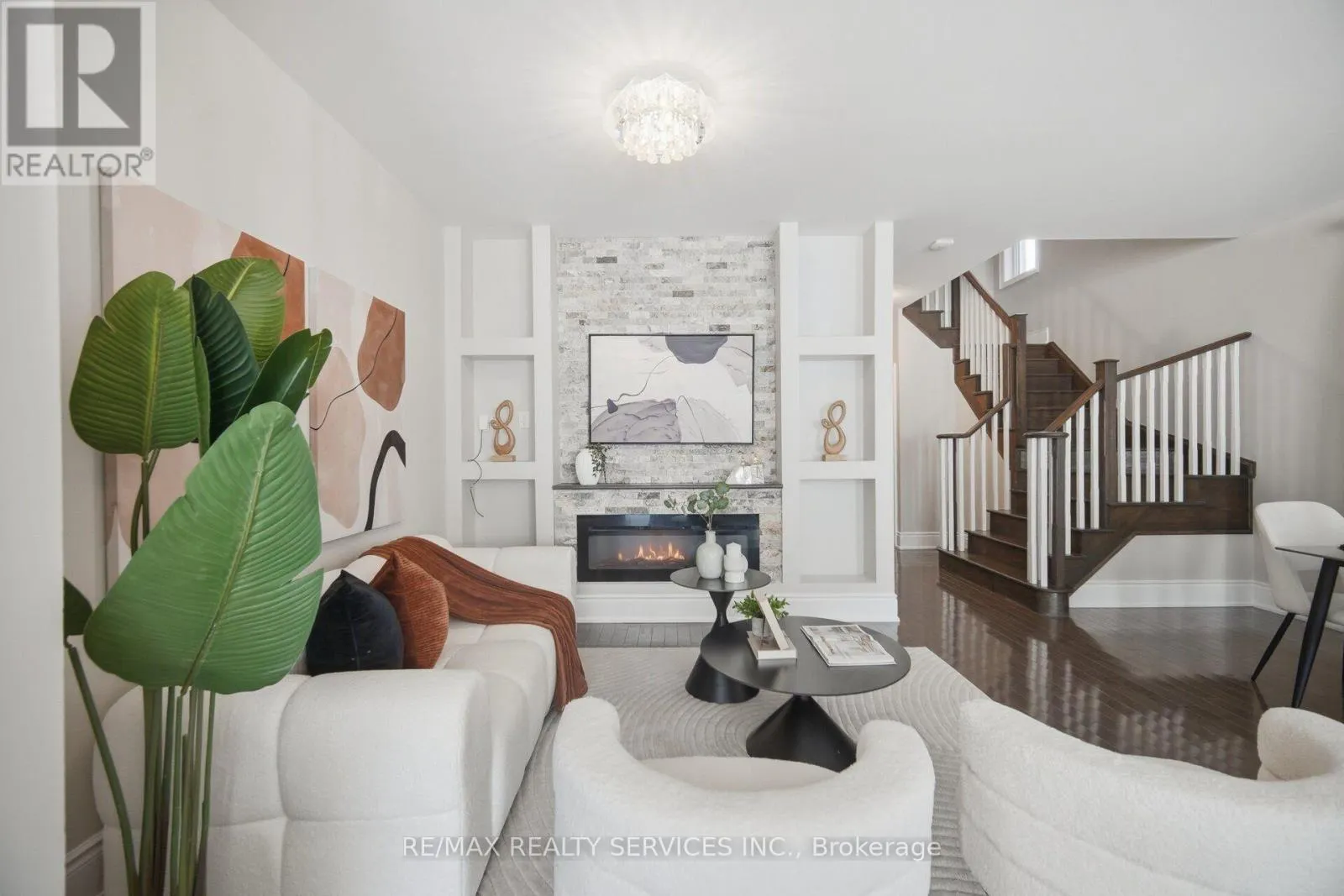 6 ZEPHYR ROAD