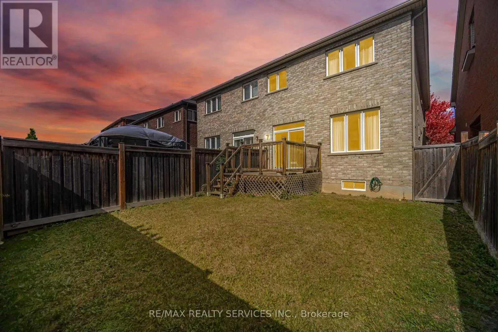 6 ZEPHYR ROAD