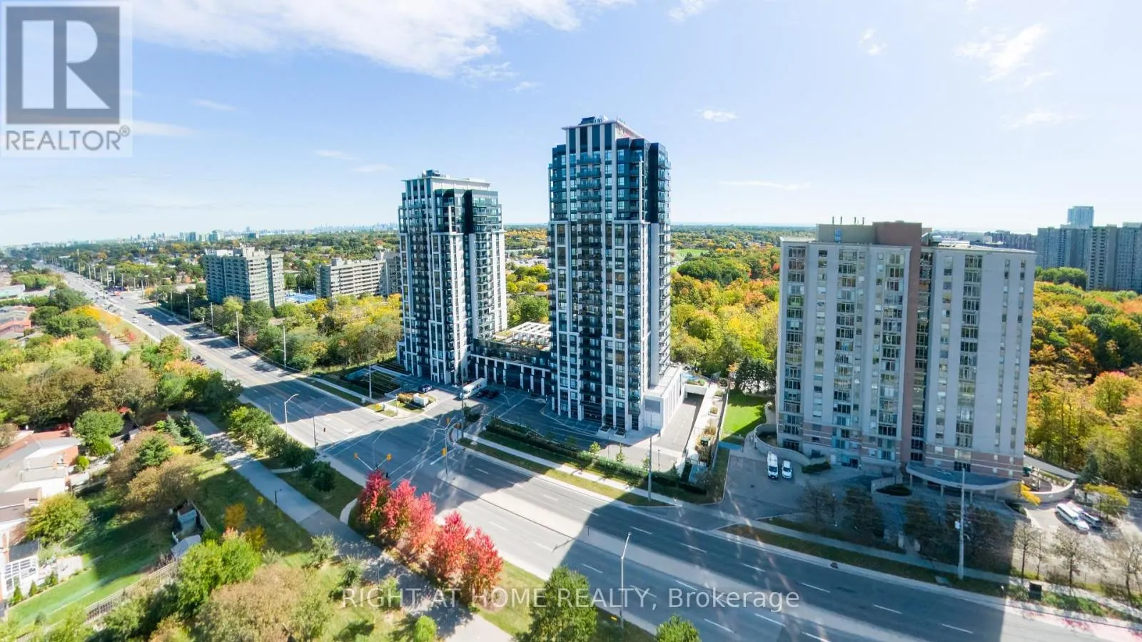 1310 - 204 BURNHAMTHORPE ROAD E