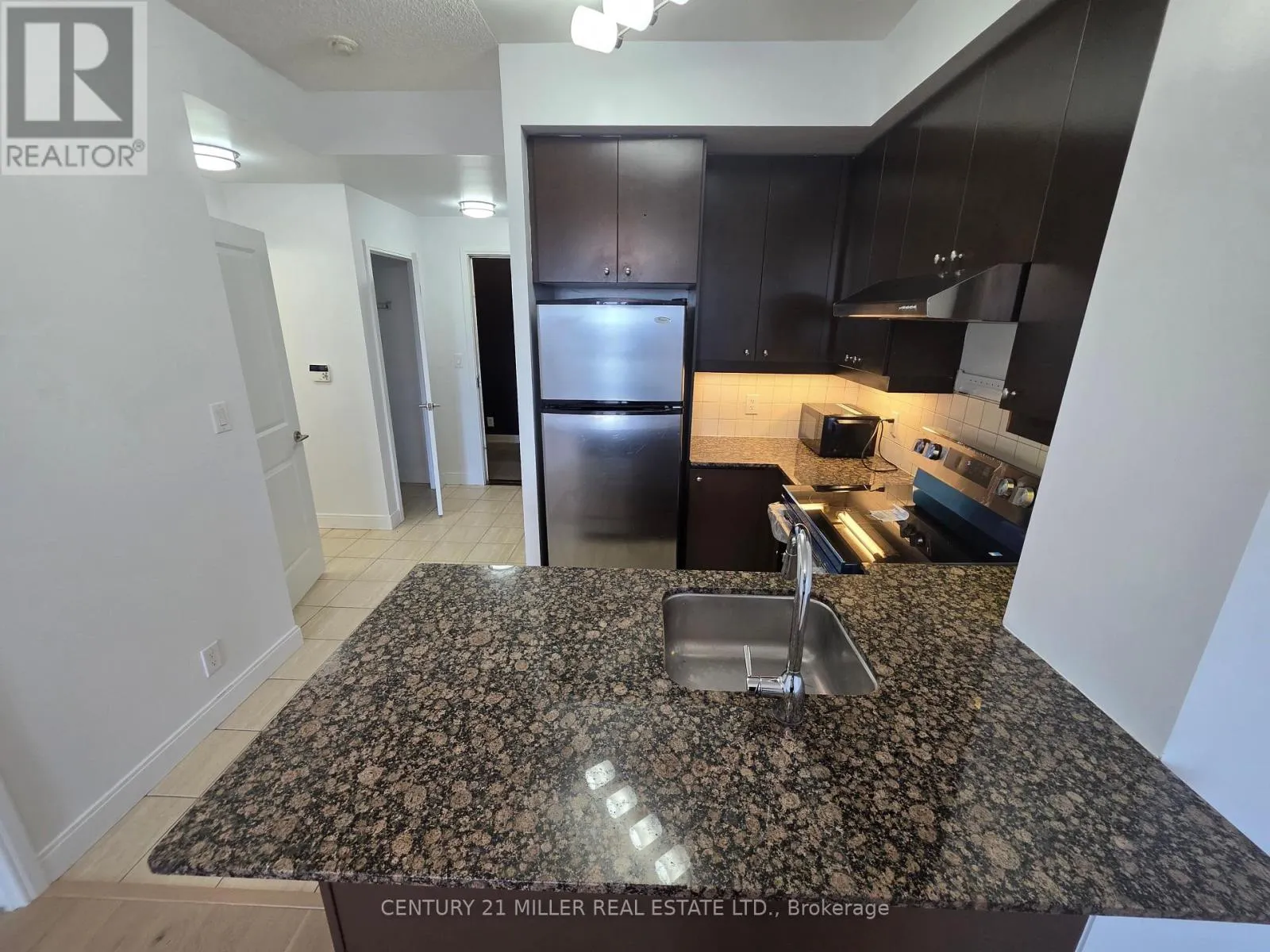 2605 - 60 ABSOLUTE AVENUE