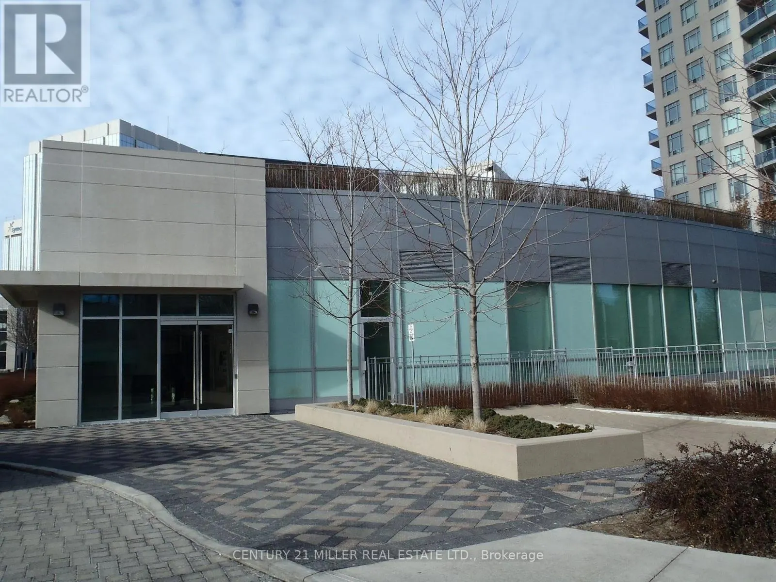 2605 - 60 ABSOLUTE AVENUE