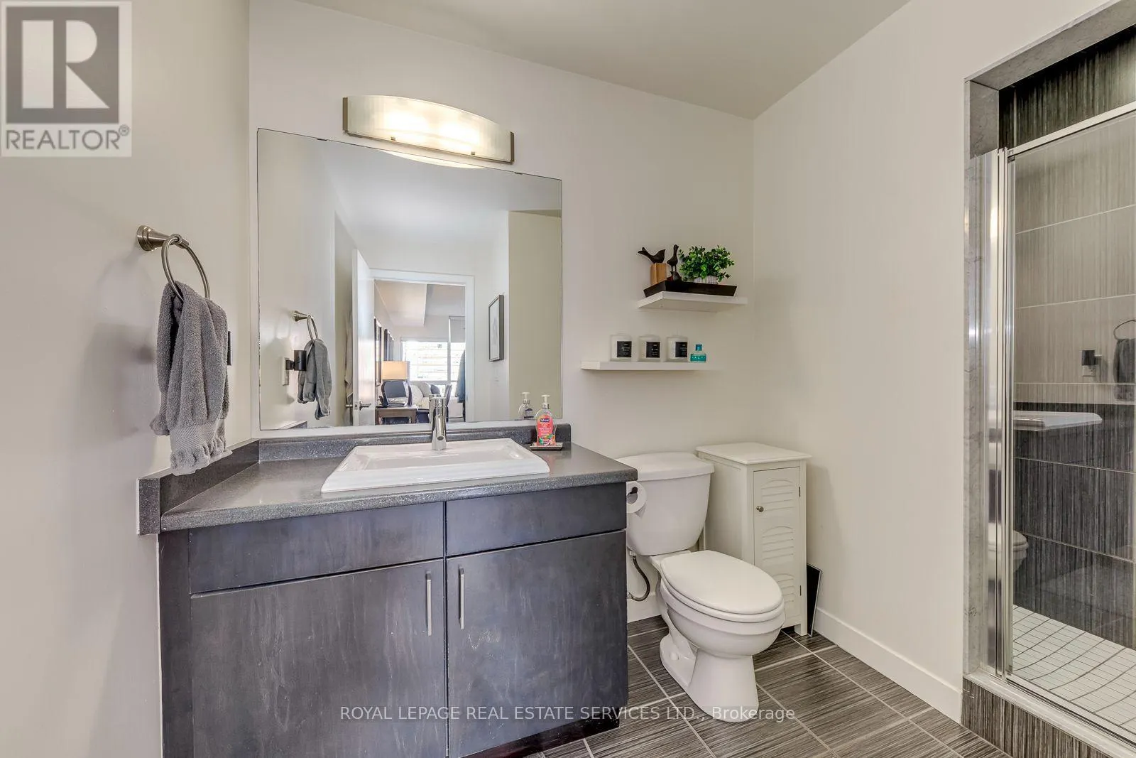 513 - 551 MAPLE AVENUE