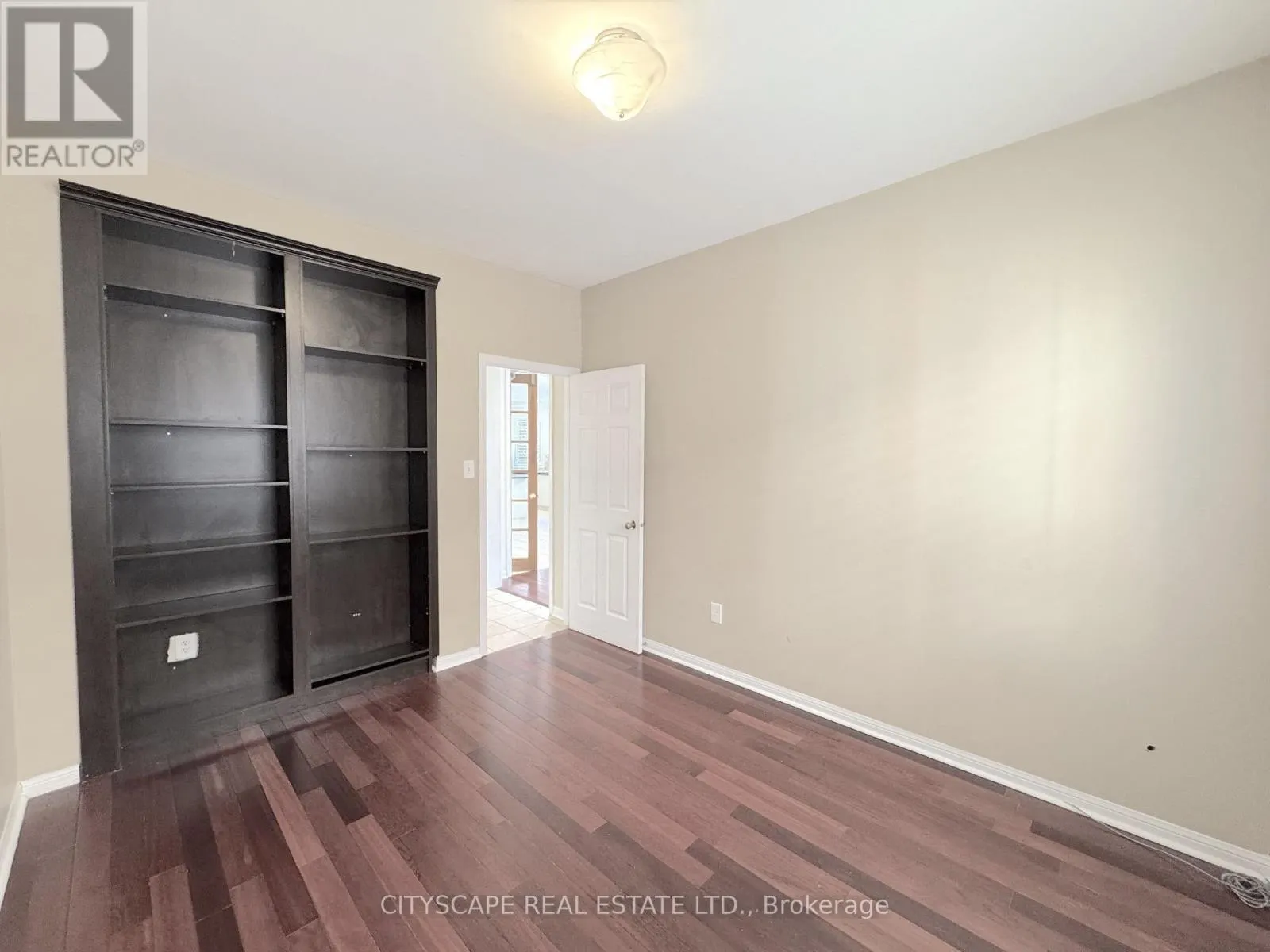 4 SERVICEBERRY CRESCENT