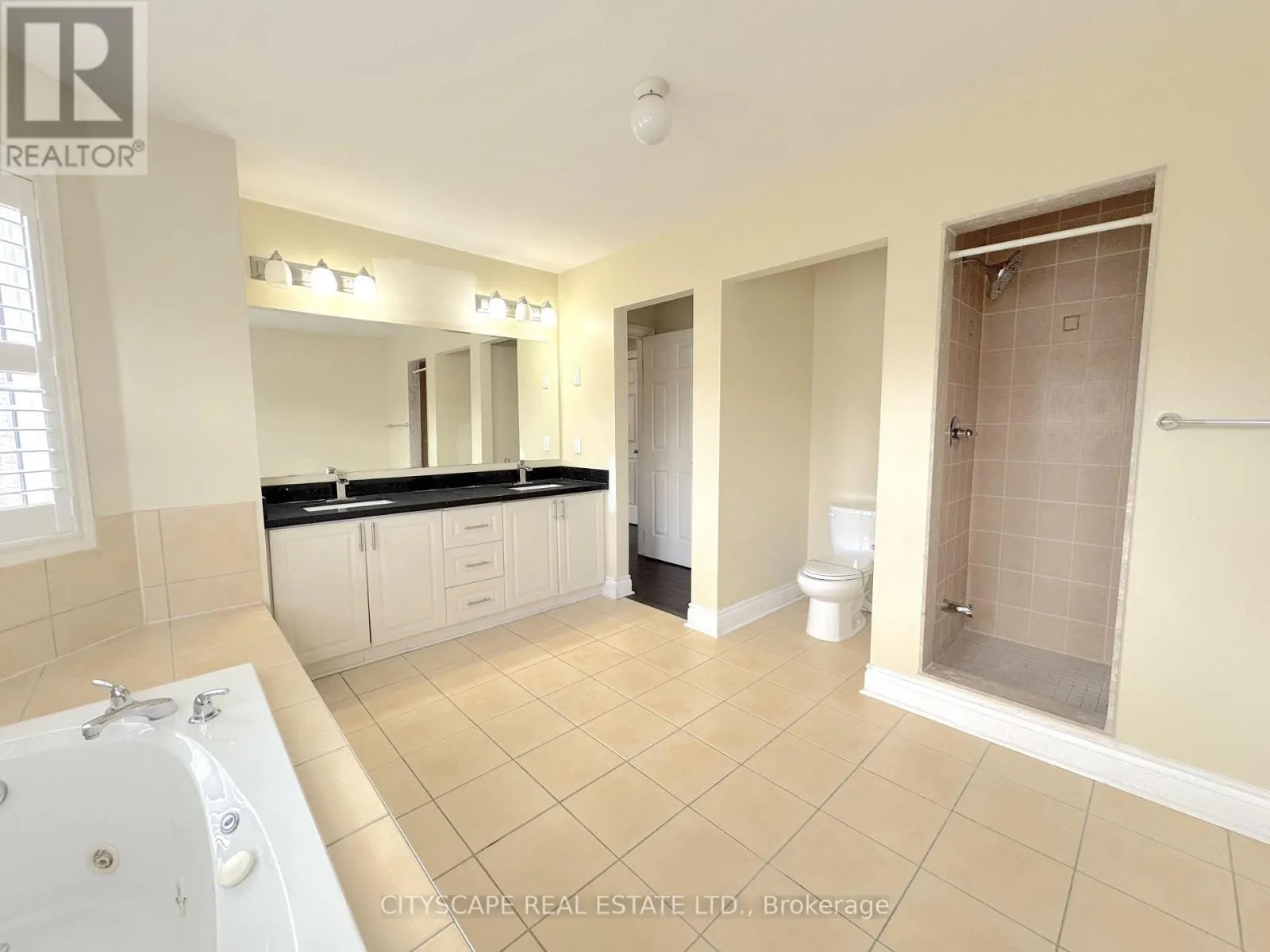 4 SERVICEBERRY CRESCENT