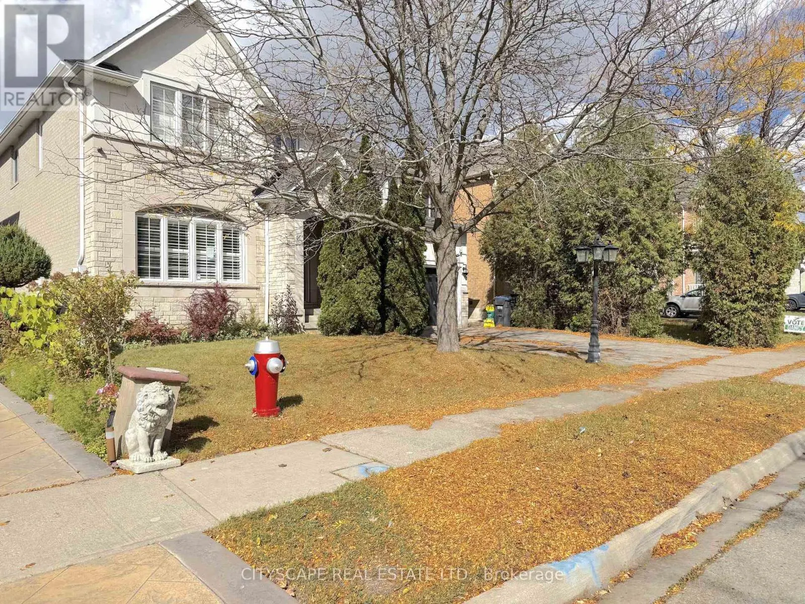4 SERVICEBERRY CRESCENT