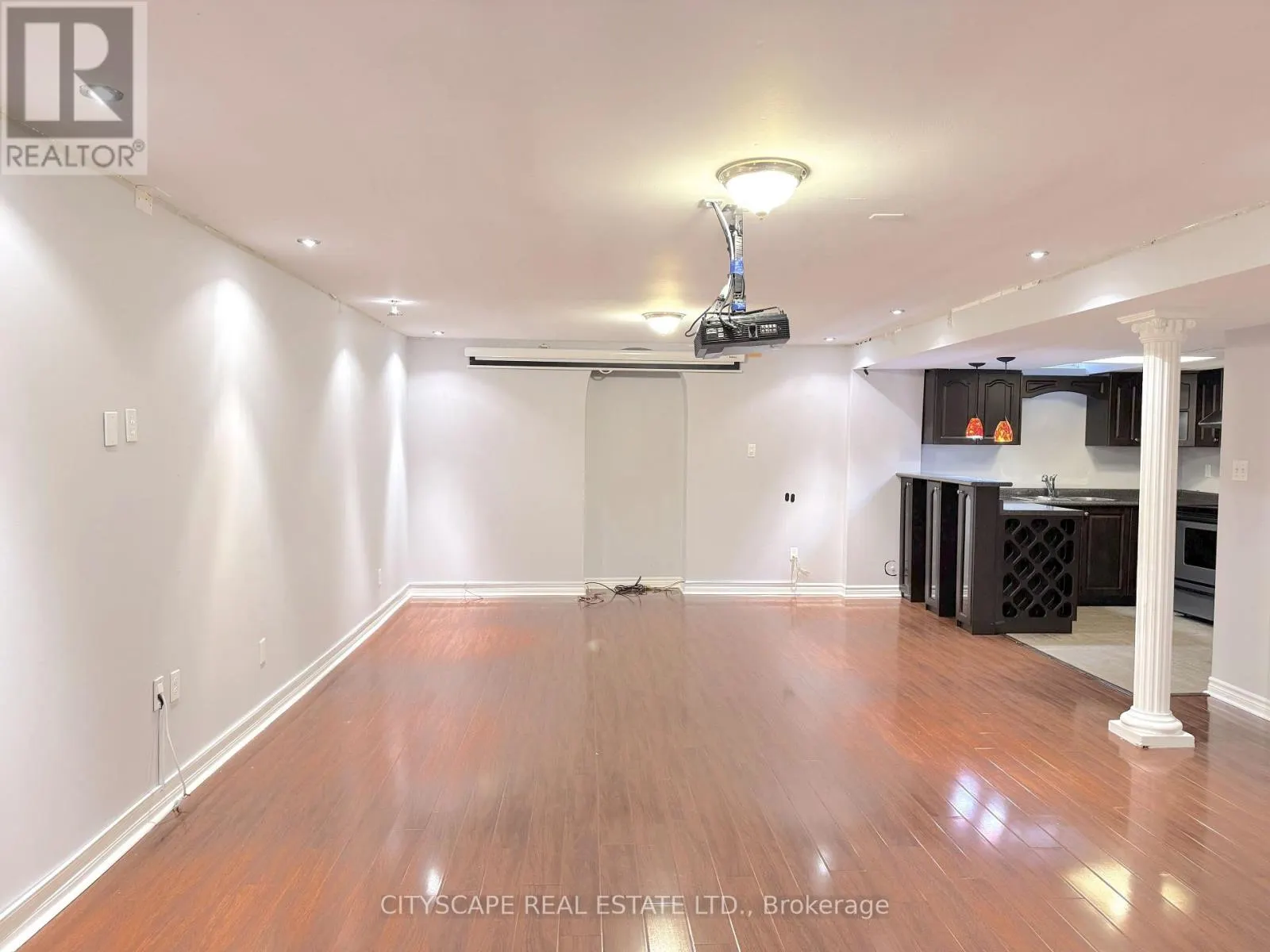 4 SERVICEBERRY CRESCENT