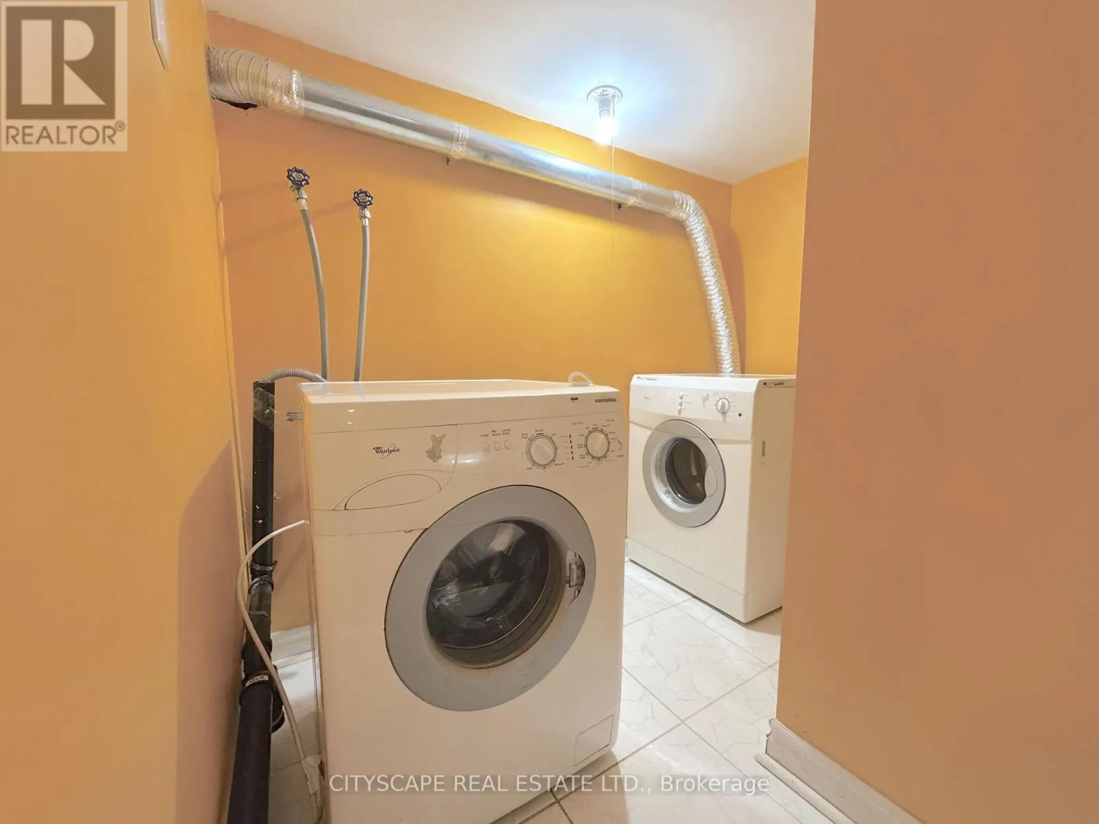 4 SERVICEBERRY CRESCENT