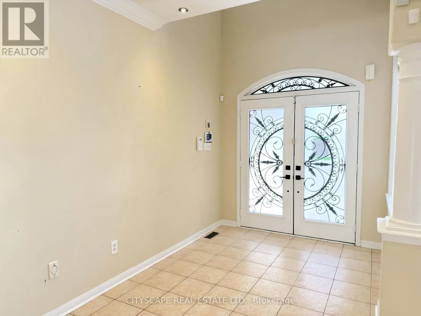 4 SERVICEBERRY CRESCENT