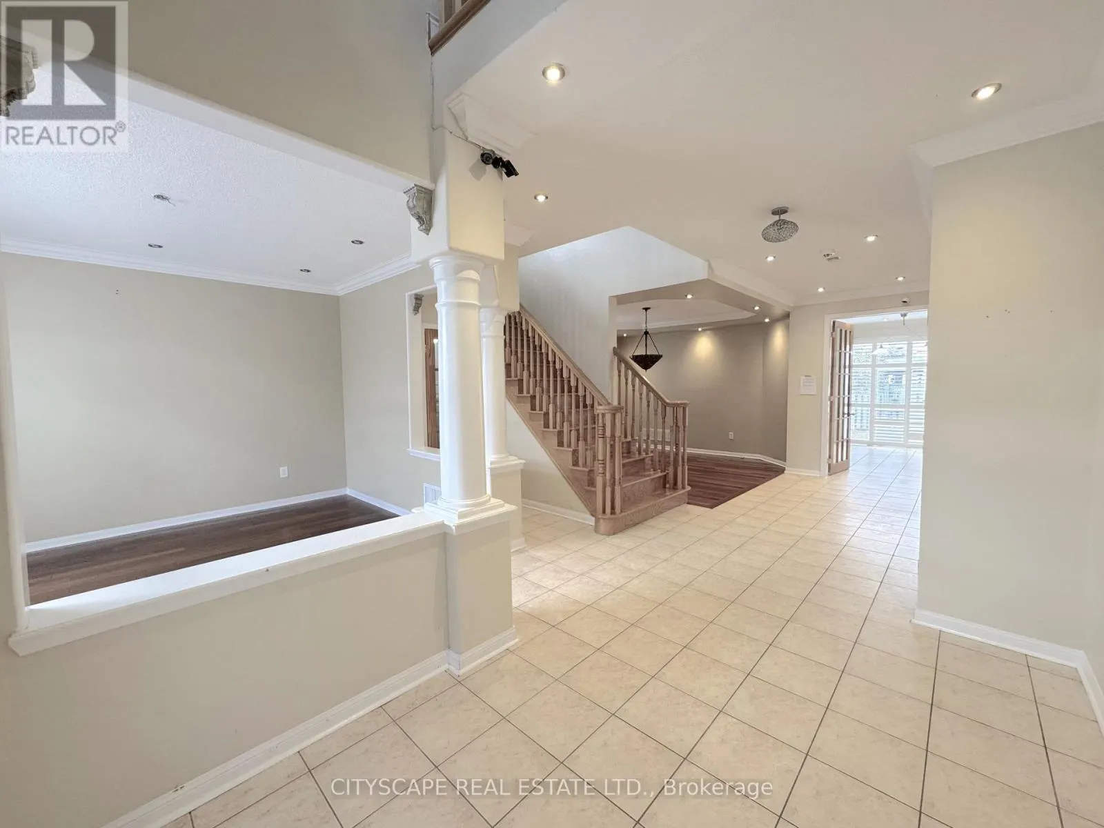 4 SERVICEBERRY CRESCENT