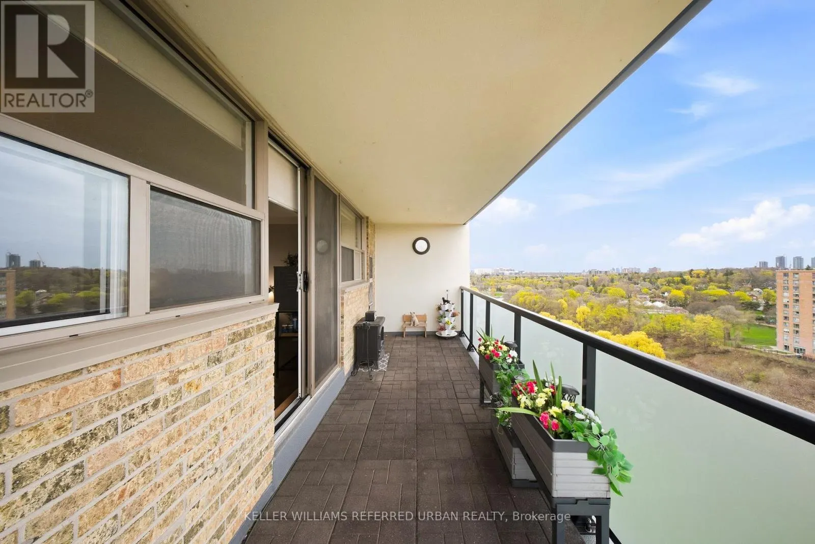 1401 - 2130 WESTON ROAD
