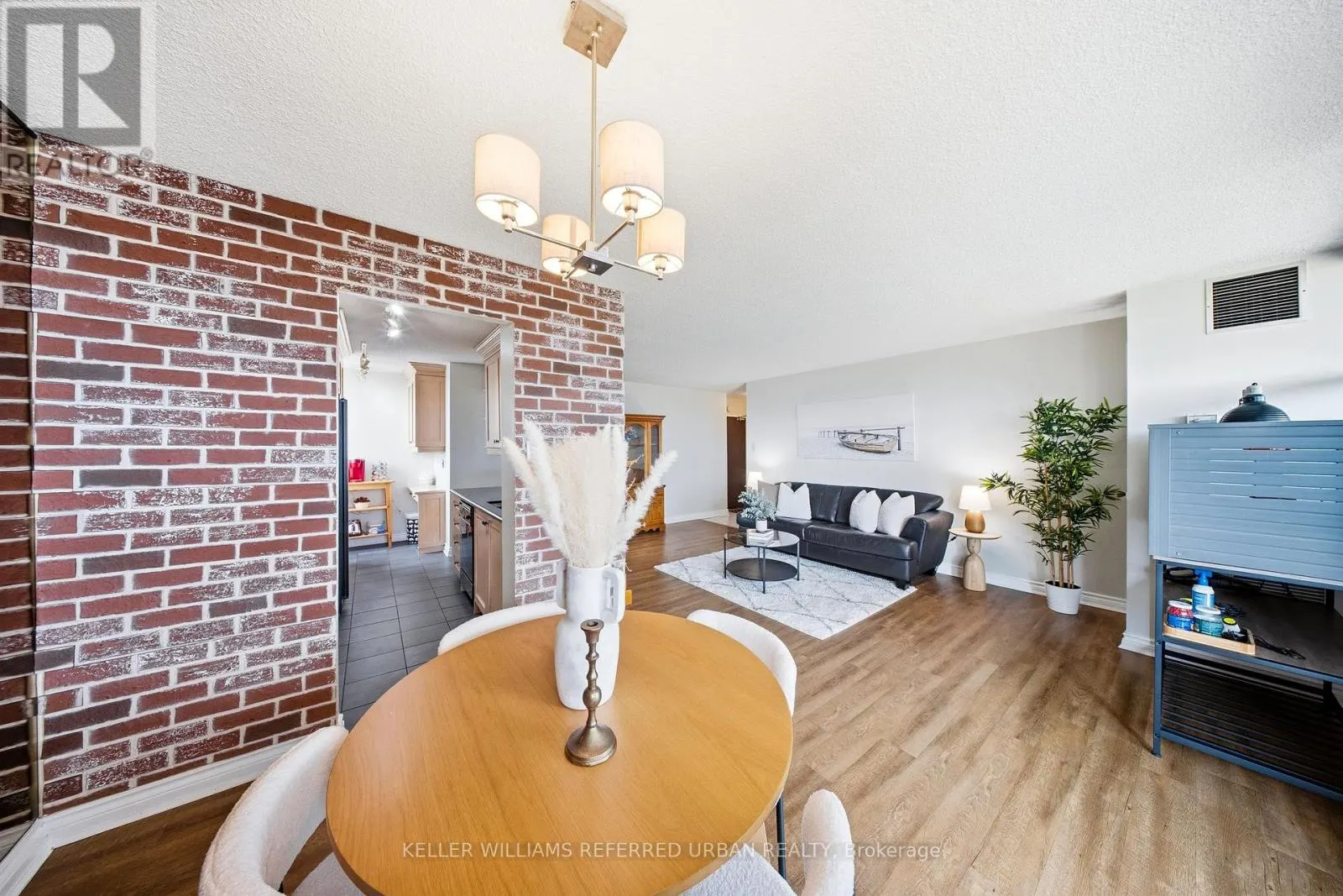 1401 - 2130 WESTON ROAD