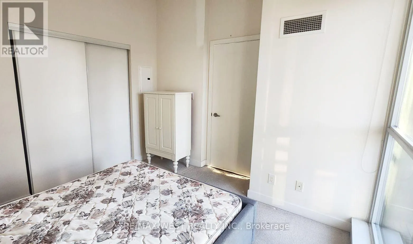 405 - 4099 BRICKSTONE MEWS