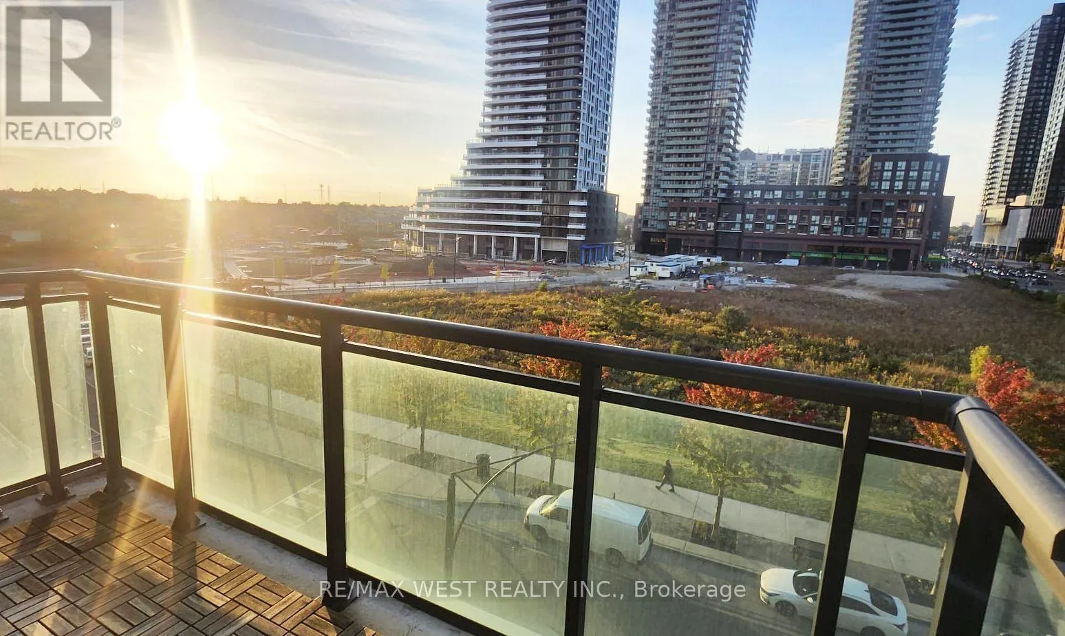 405 - 4099 BRICKSTONE MEWS