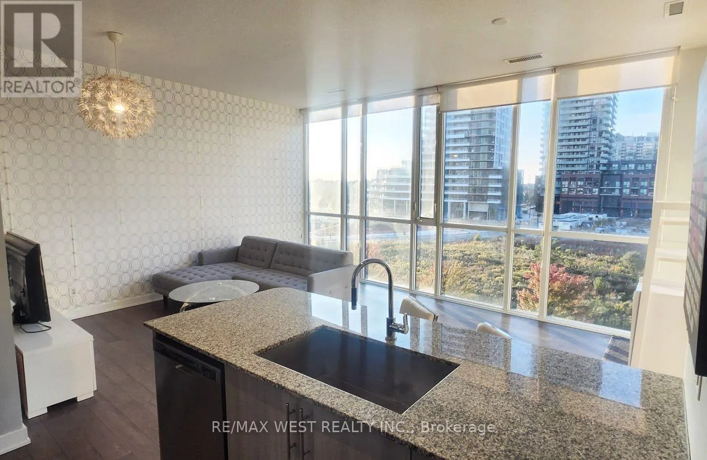 405 - 4099 BRICKSTONE MEWS