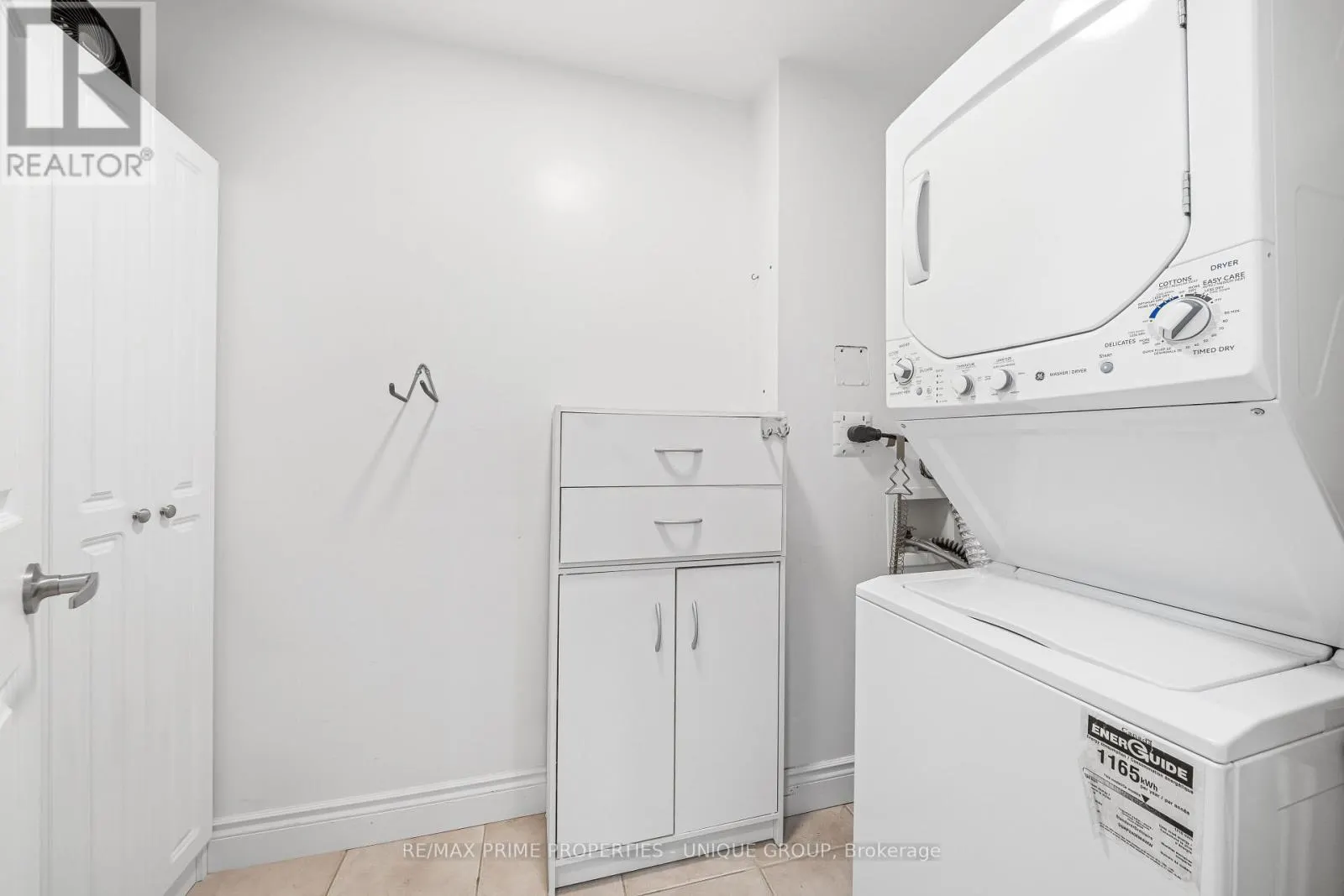 202 - 2511 BLOOR STREET W