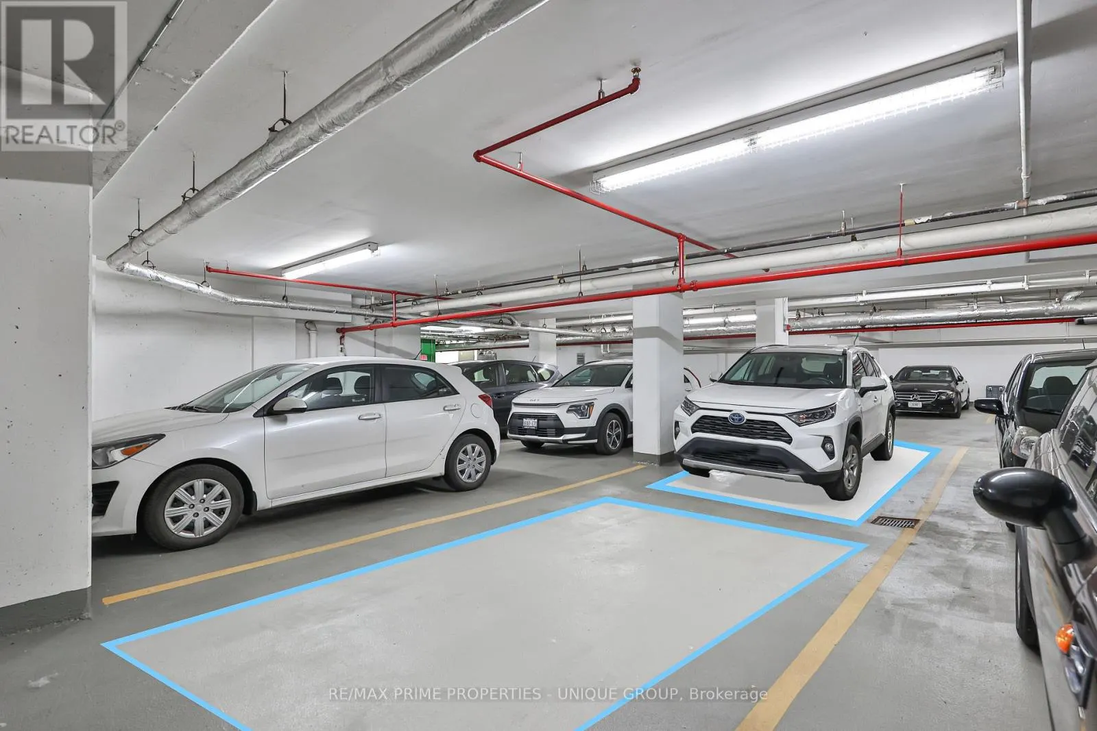 202 - 2511 BLOOR STREET W