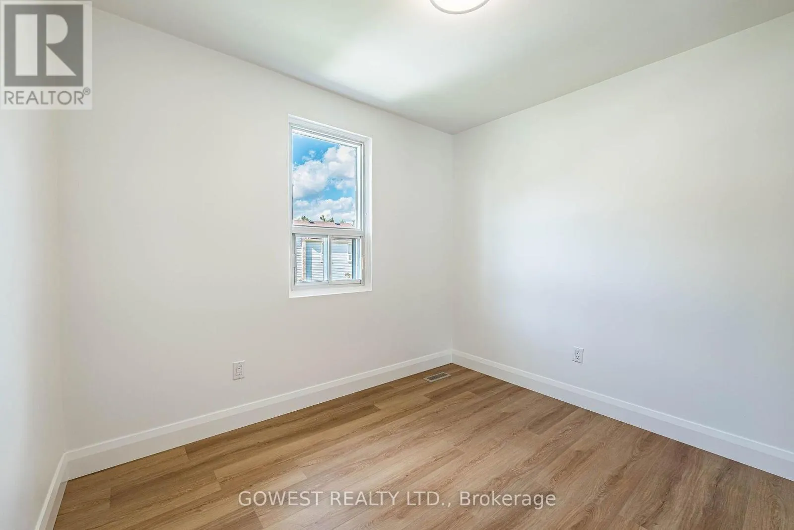 75 - 1055 SHAWNMARR ROAD