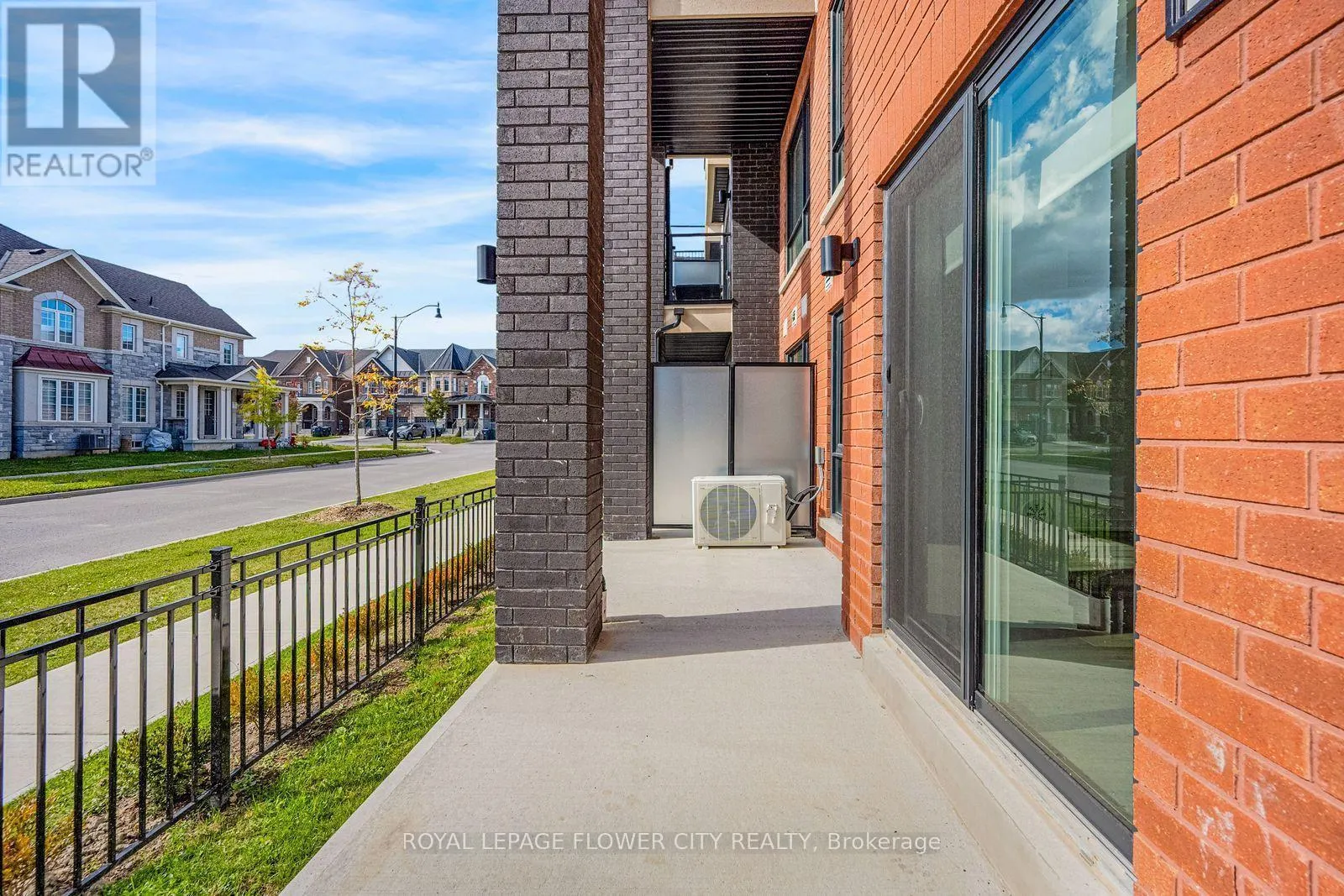 17 - 65 ROMILLY AVENUE