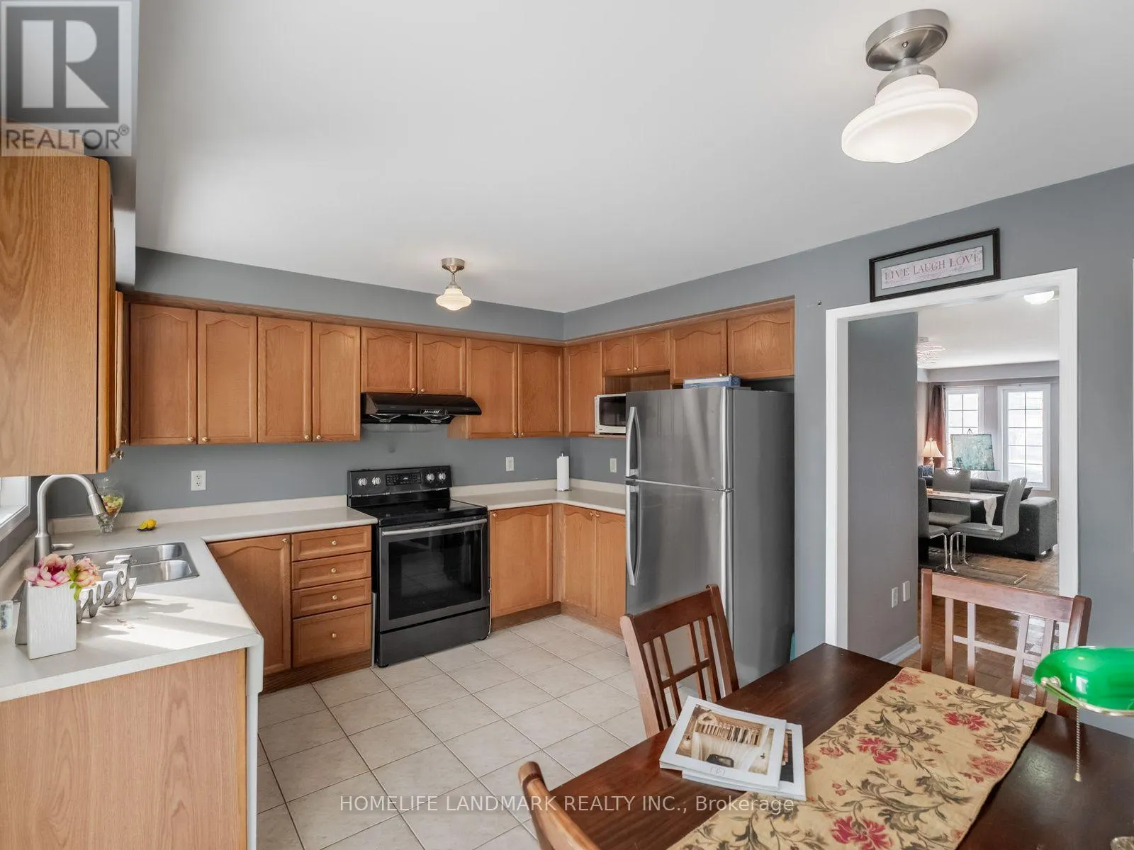 28 - 4950 ALBINA WAY